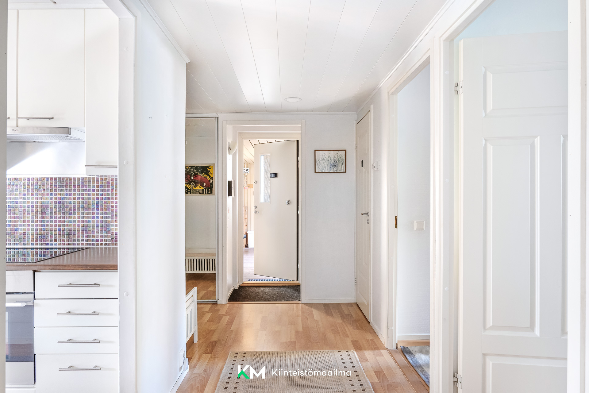 Juhannustie 19, Ala-Tikkurila, Helsinki