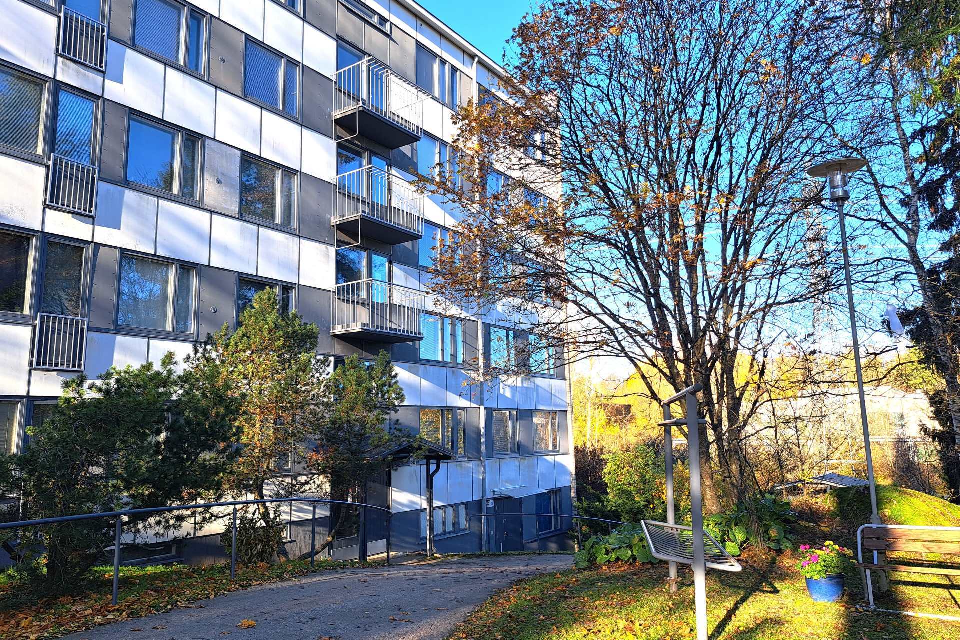 julkisivu 18102026