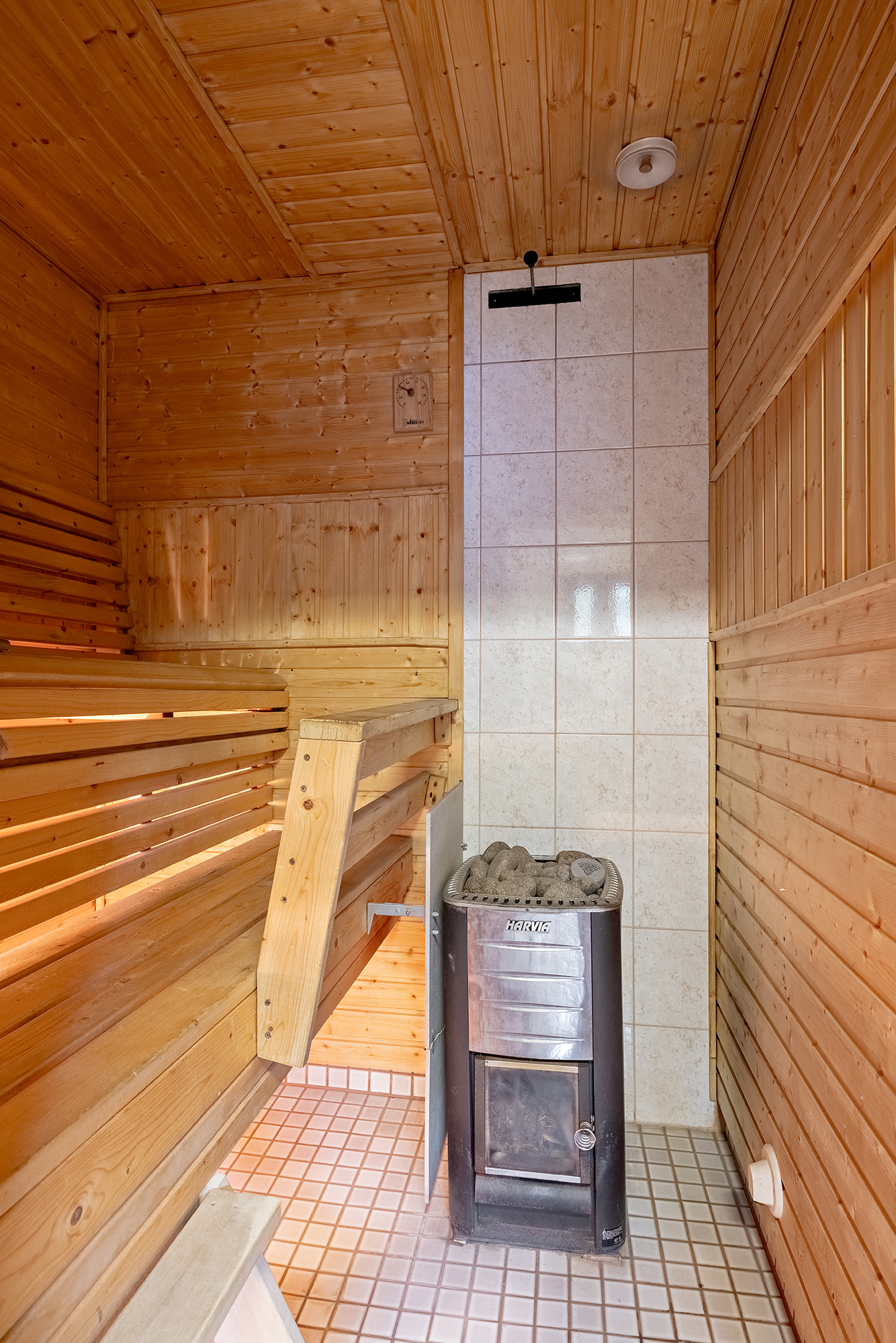 Kankaalantie 8, Kello, Oulu