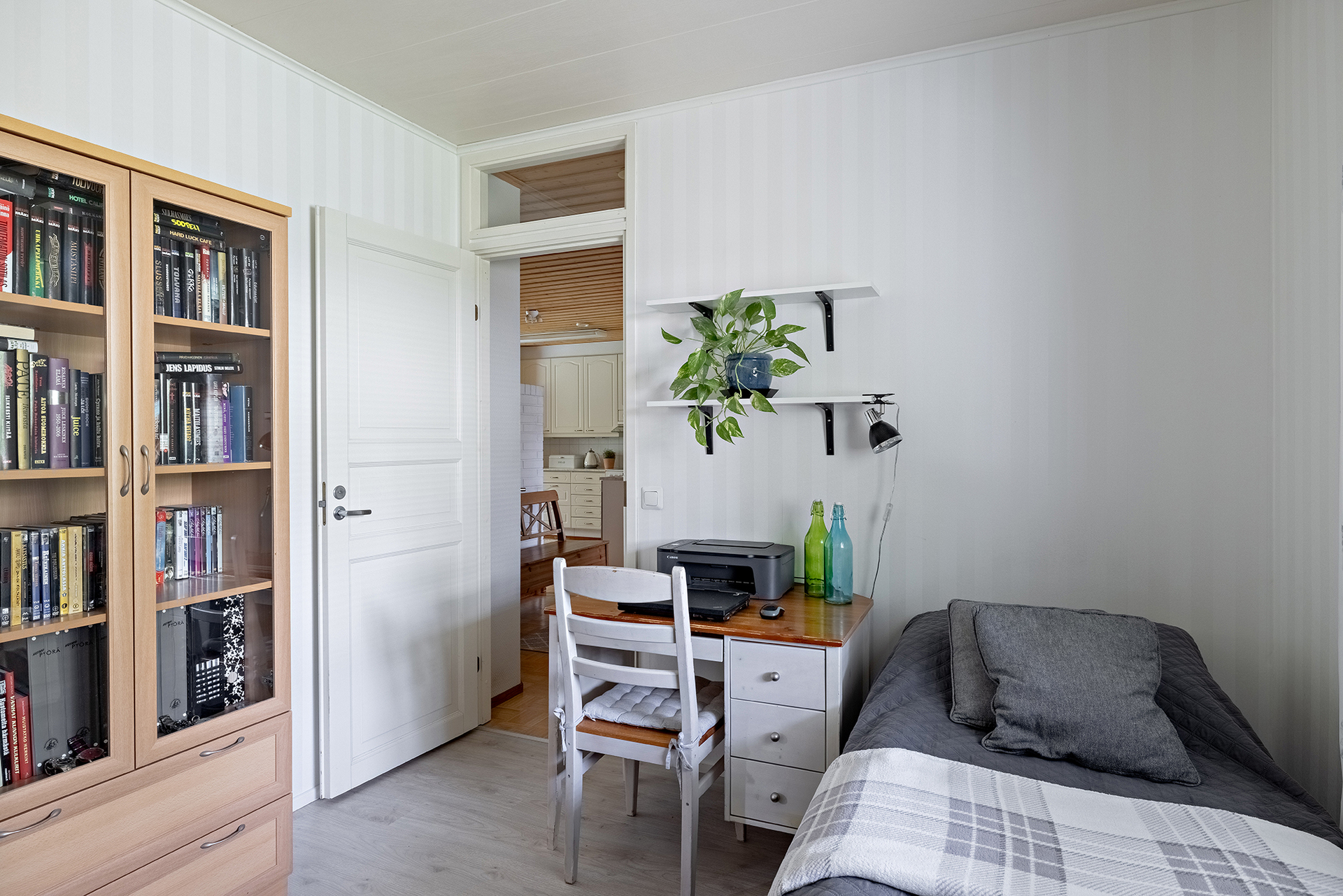 Kankaalantie 8, Kello, Oulu