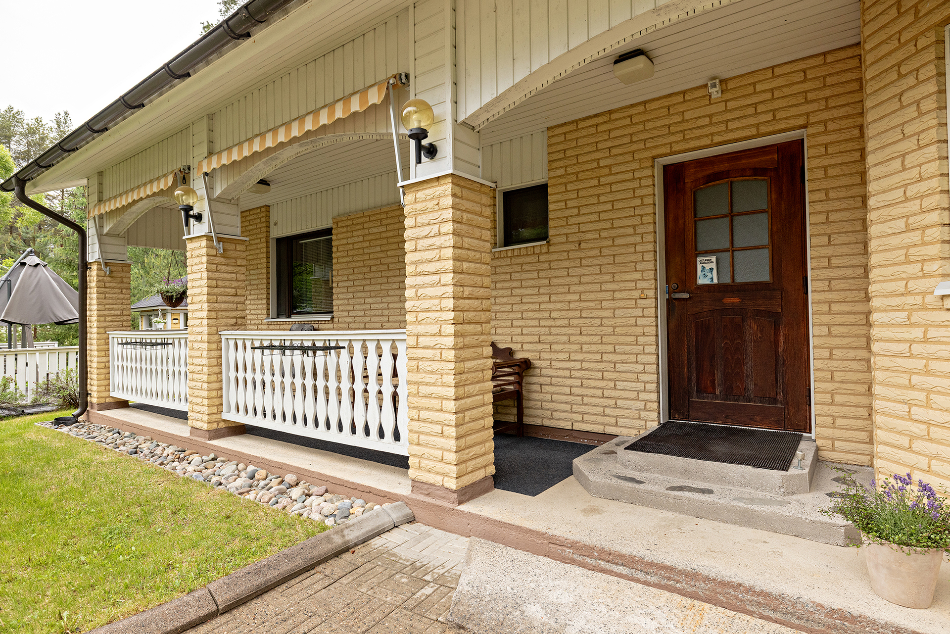 Kankaalantie 8, Kello, Oulu