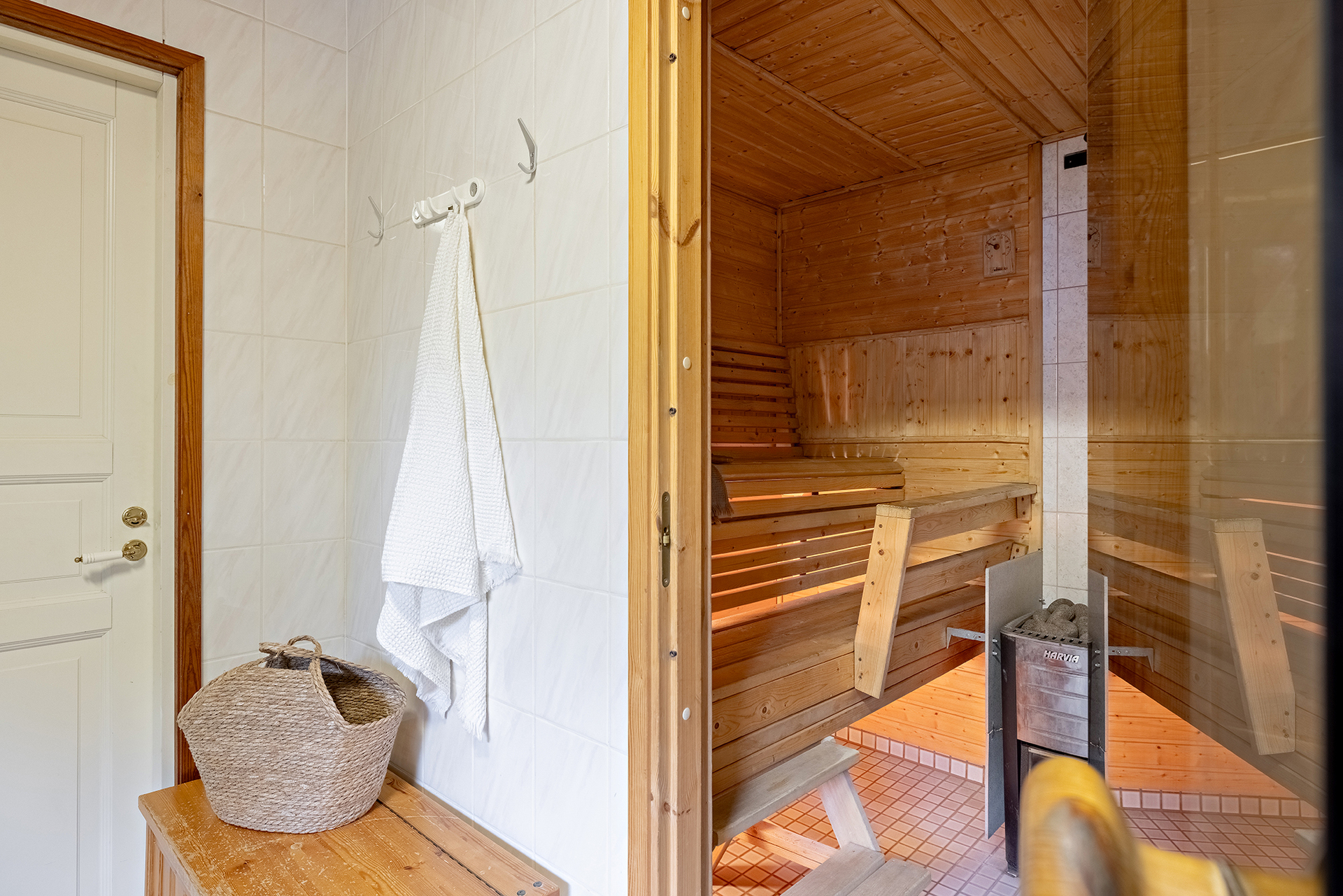 Kankaalantie 8, Kello, Oulu