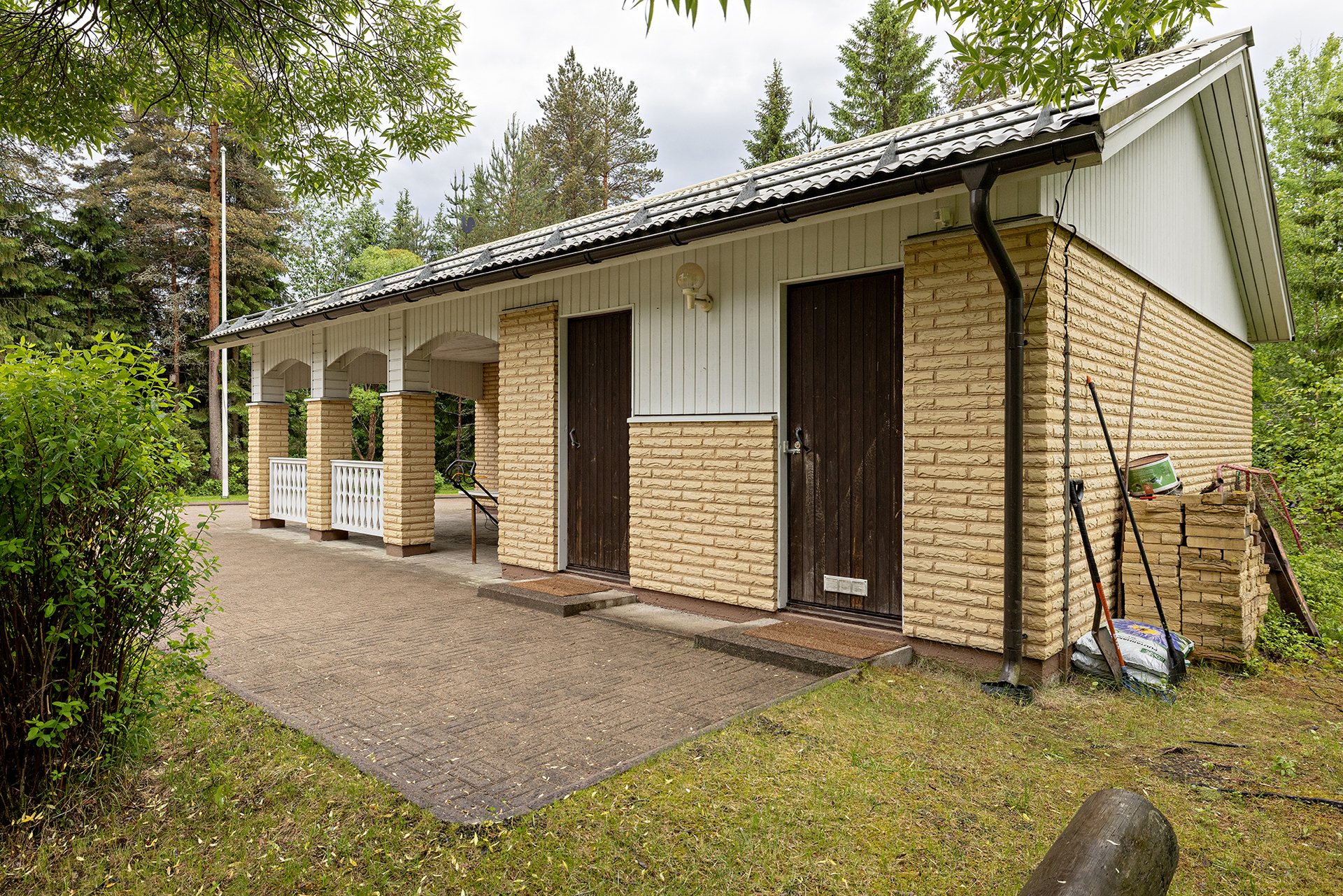 Kankaalantie 8, Kello, Oulu