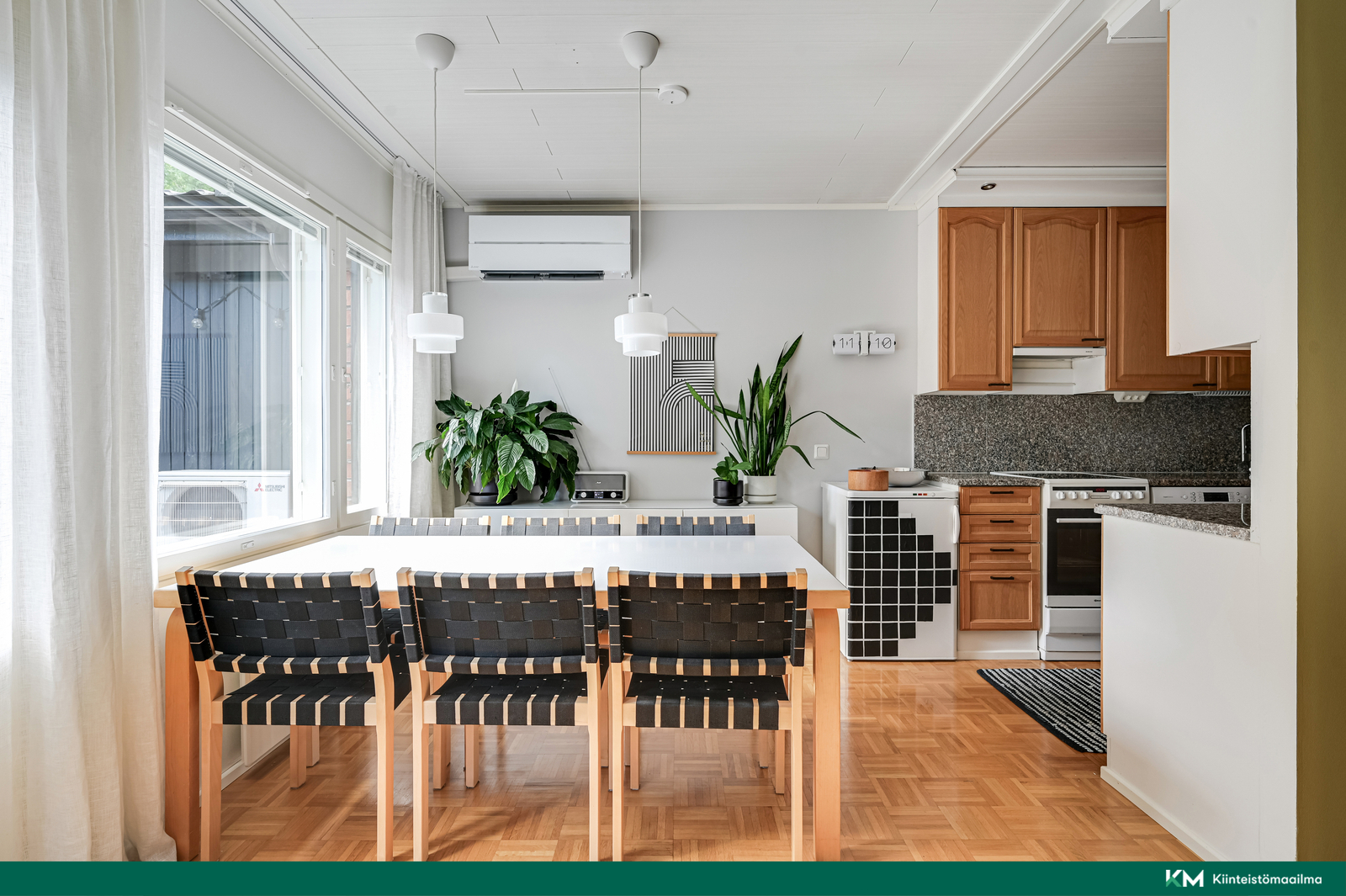 Härkävaljakontie 5, Ala-Tikkurila, Helsinki