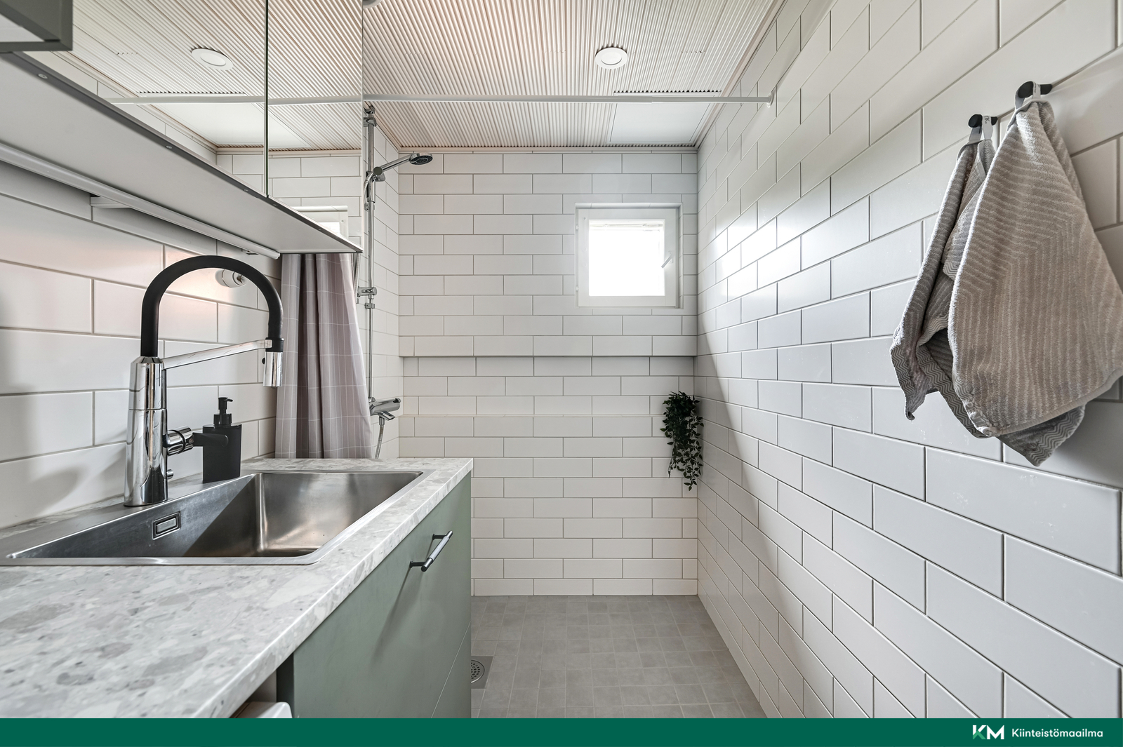 Härkävaljakontie 5, Ala-Tikkurila, Helsinki