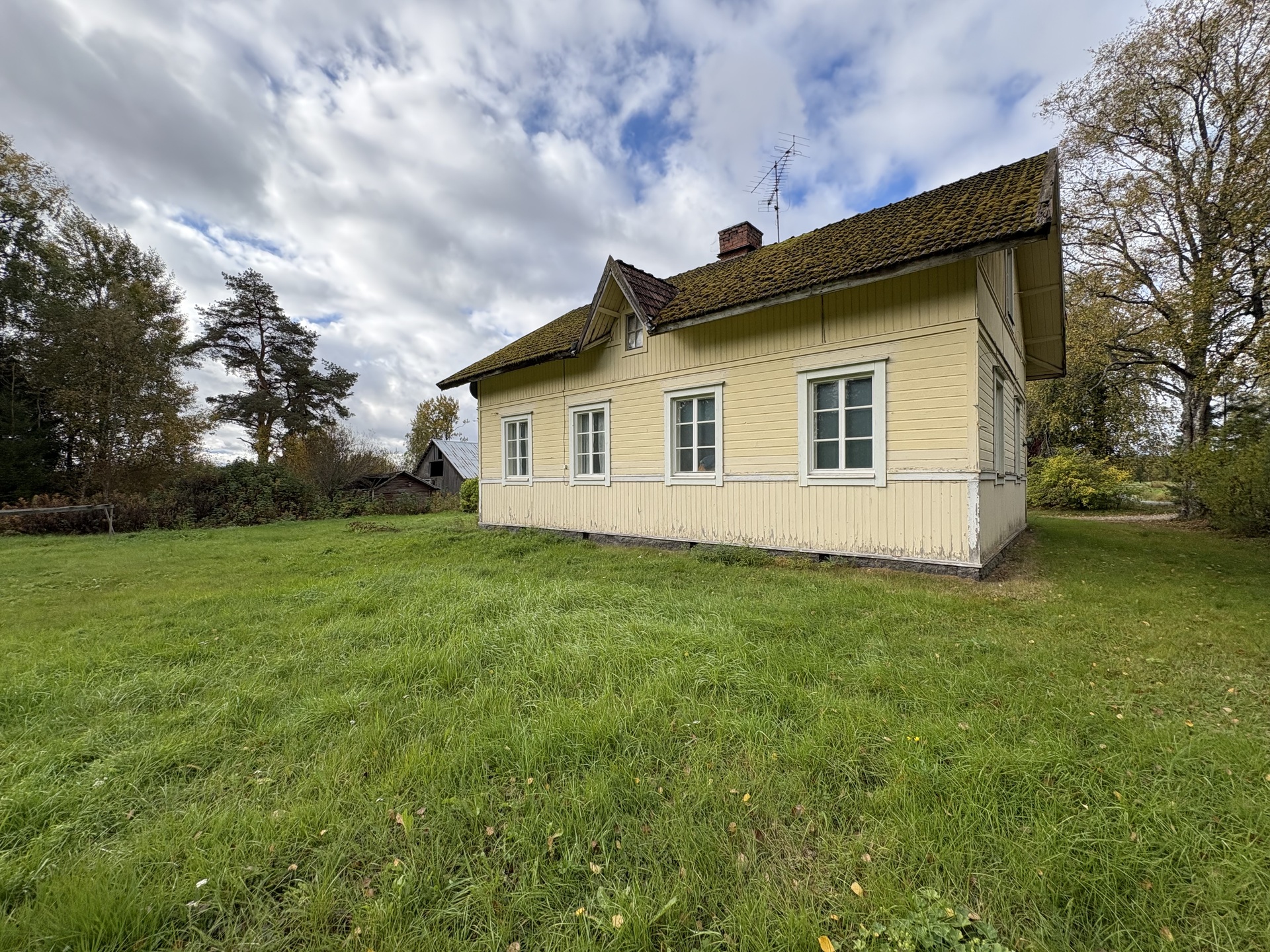 Hakunintie 192, Mieto, Kurikka