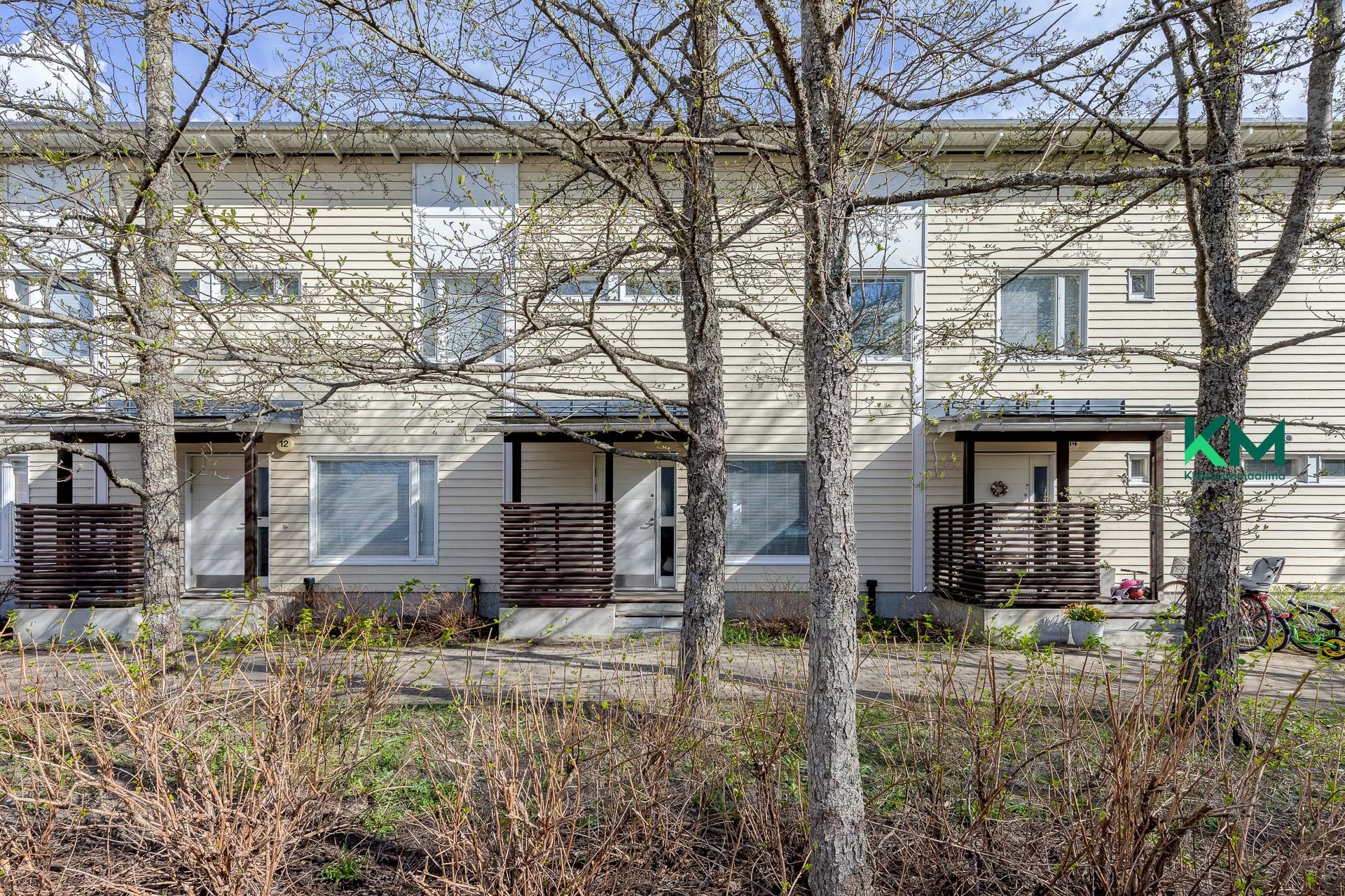 Kuusmiehenkaari 4, Paloheinä, Helsinki