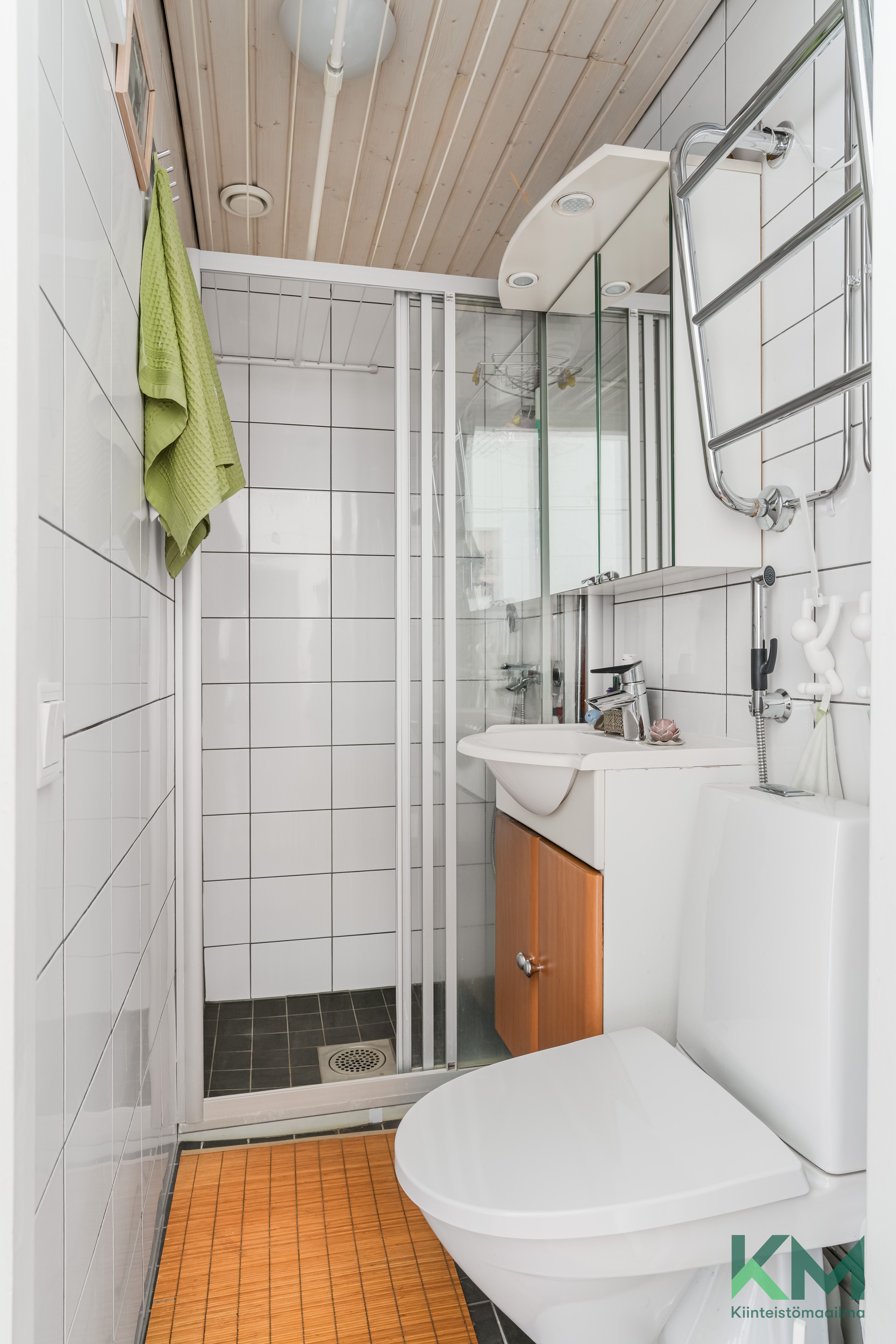 Lumikintie 6, Roihuvuori, Helsinki