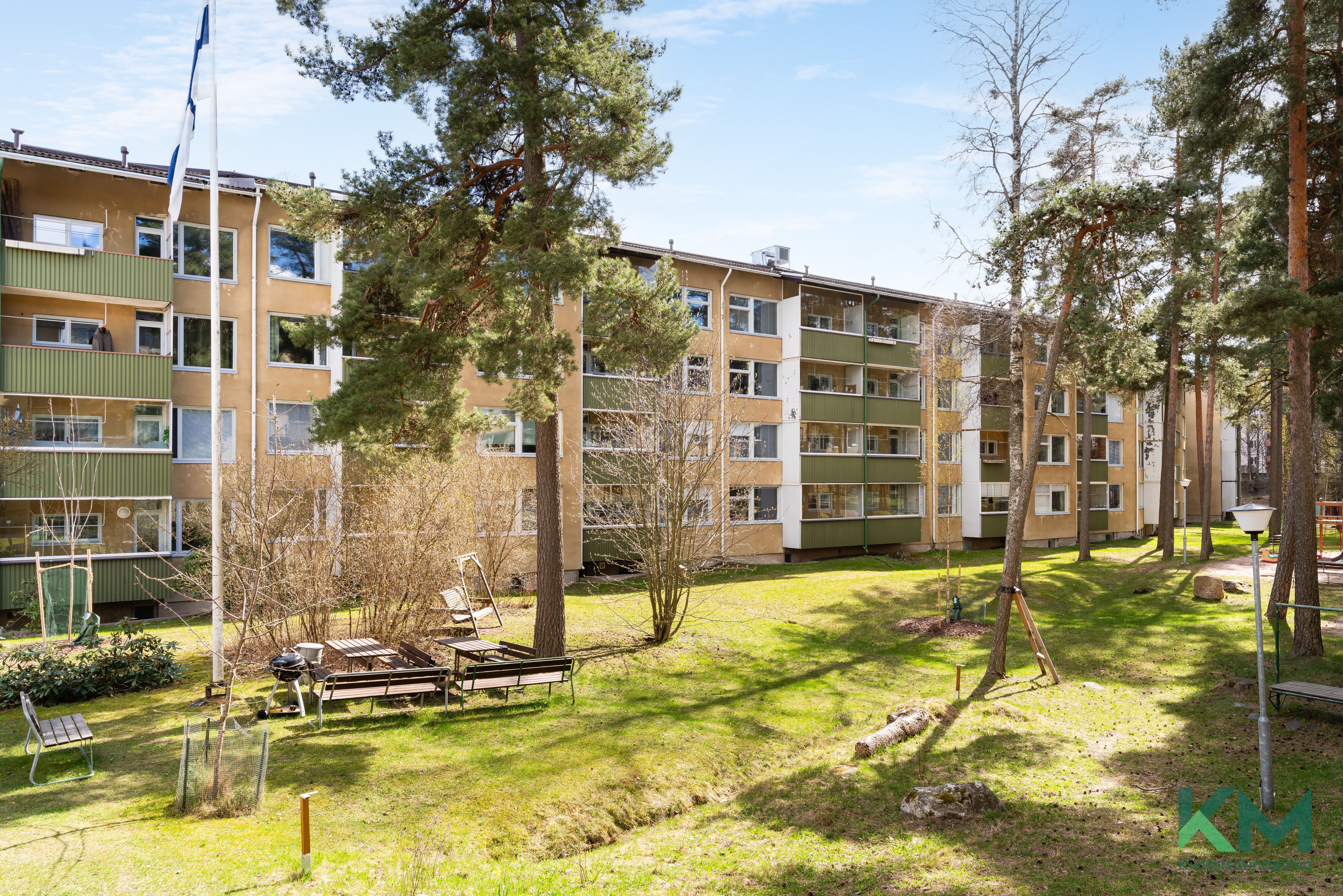 Lumikintie 6, Roihuvuori, Helsinki