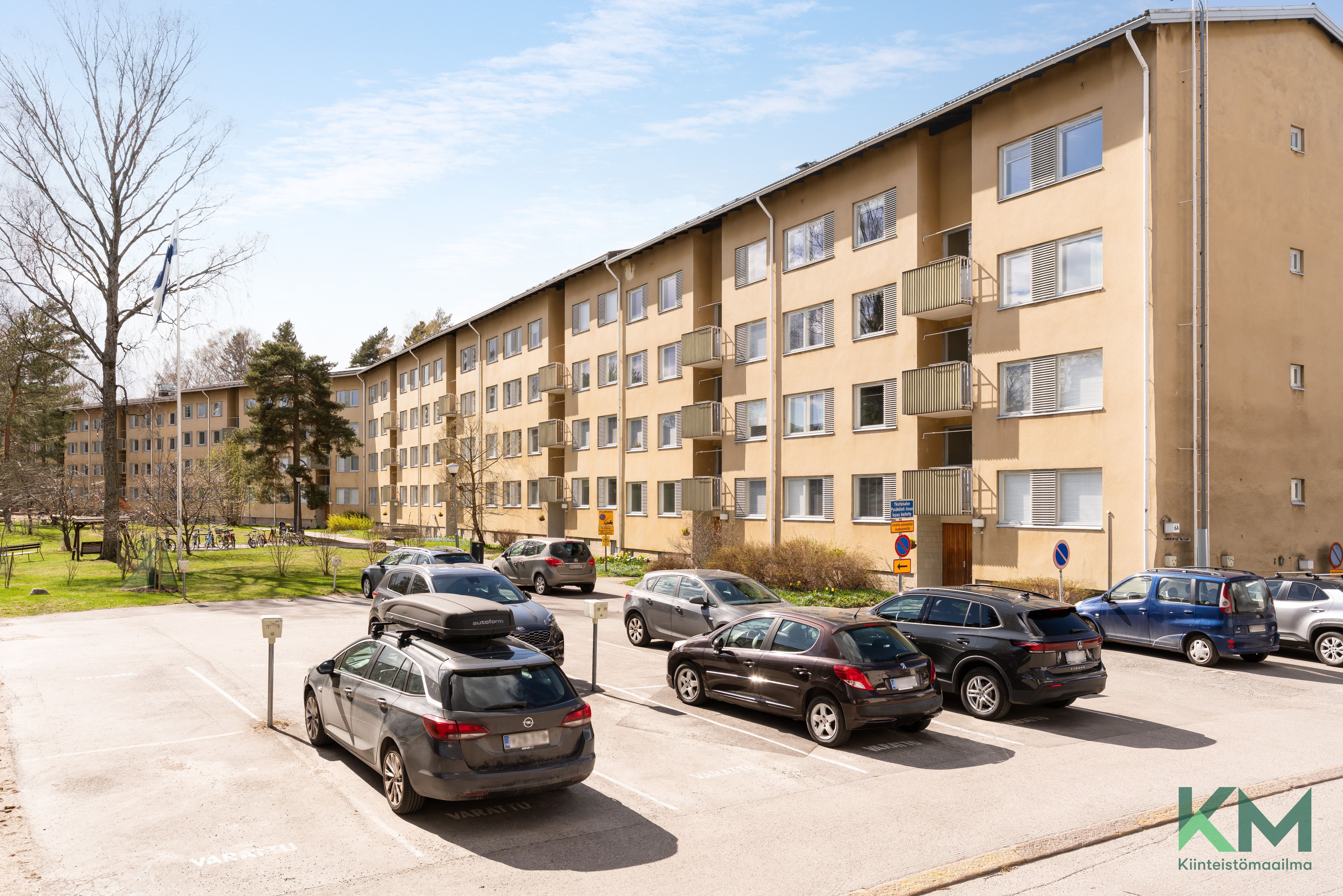 Lumikintie 6, Roihuvuori, Helsinki