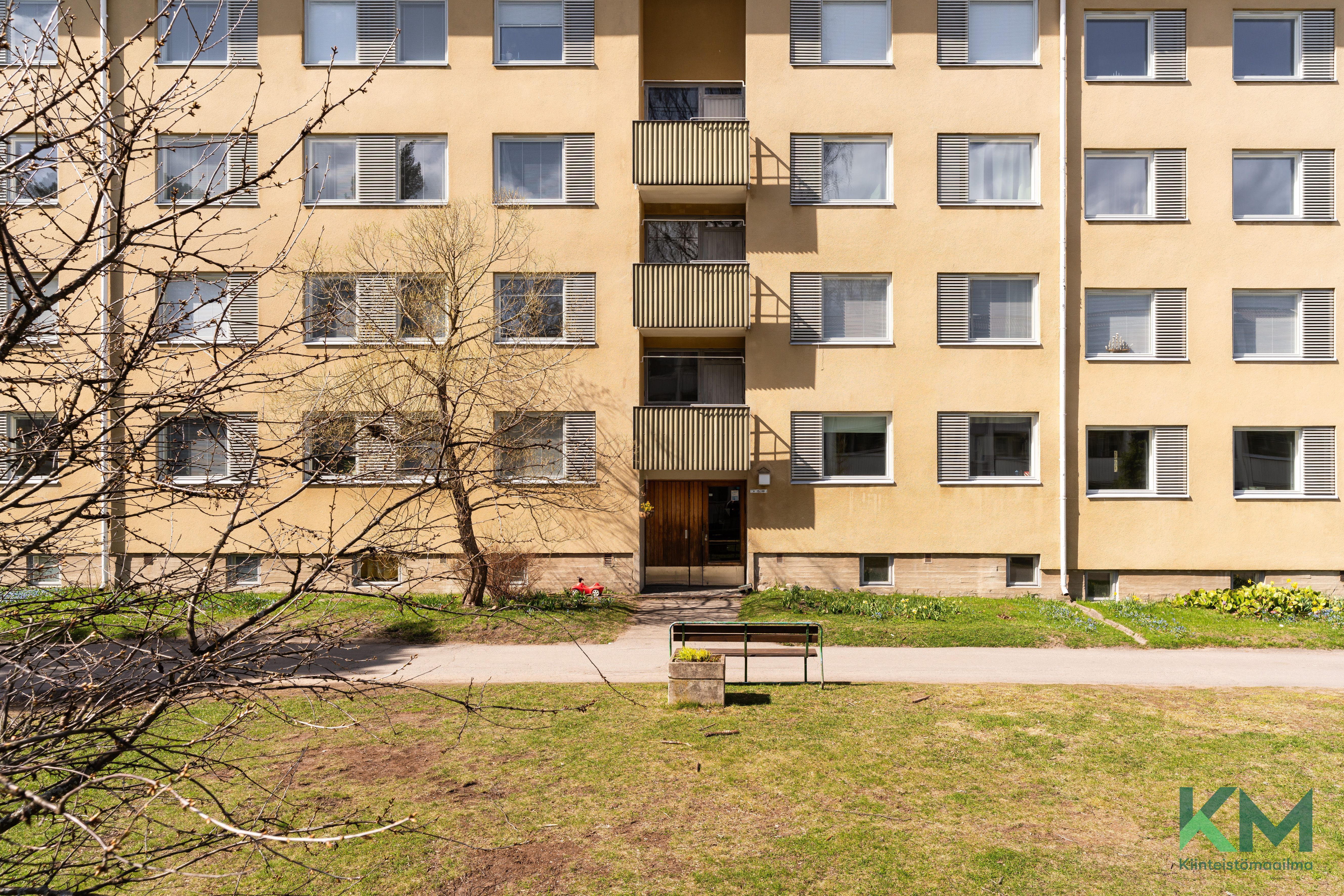 Lumikintie 6, Roihuvuori, Helsinki