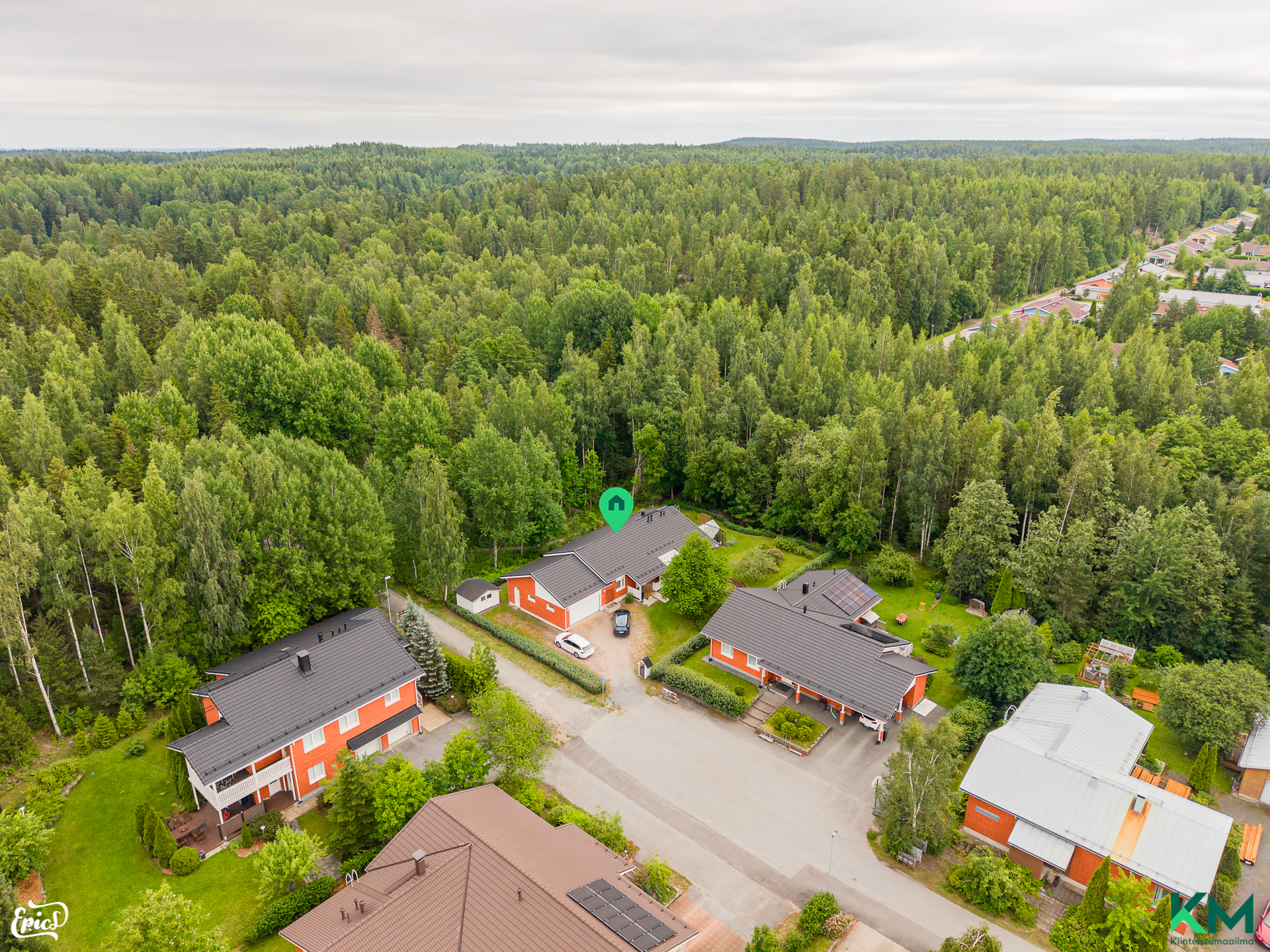 Karhukehrääjä 10, Takamaa, Pirkkala