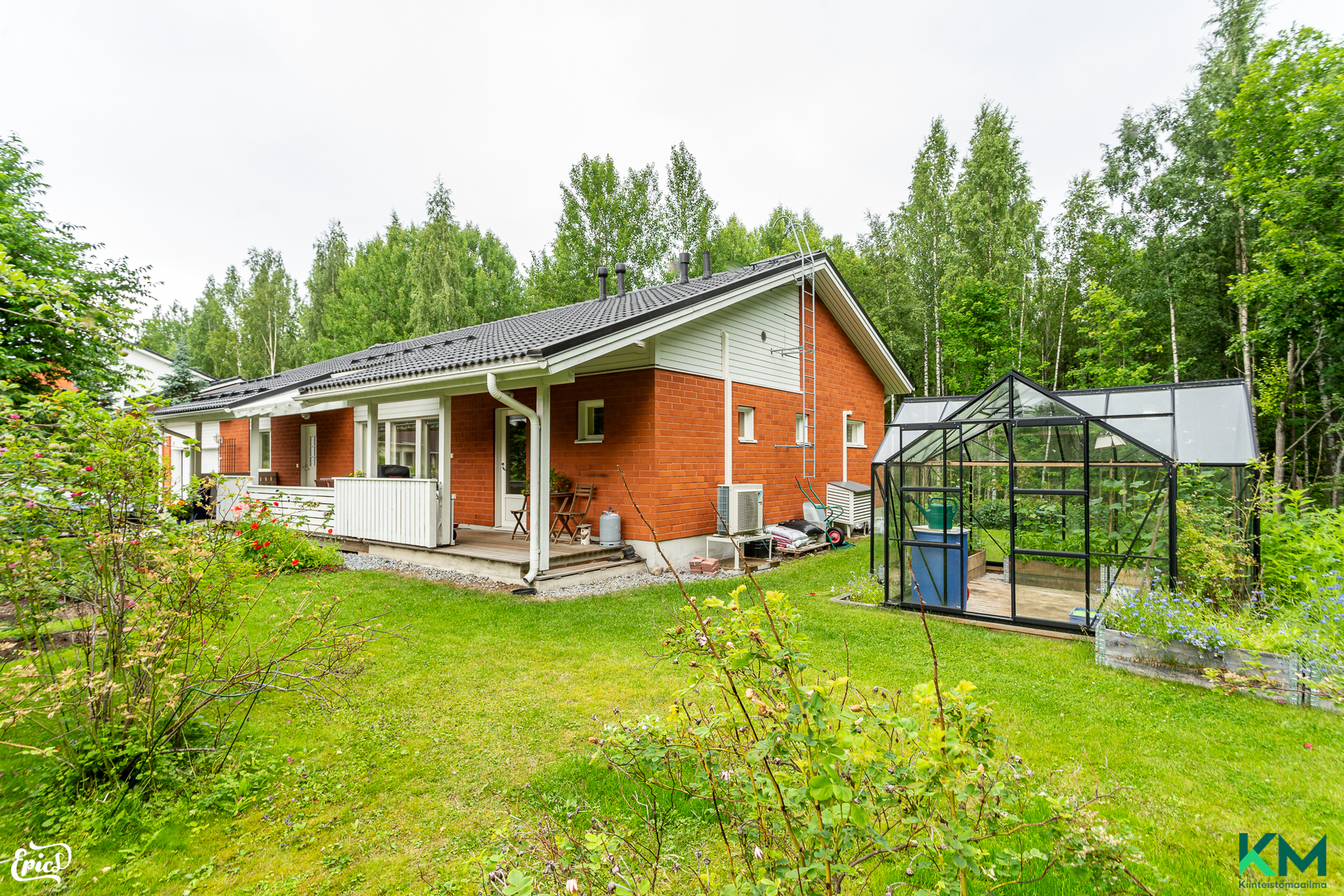 Karhukehrääjä 10, Takamaa, Pirkkala