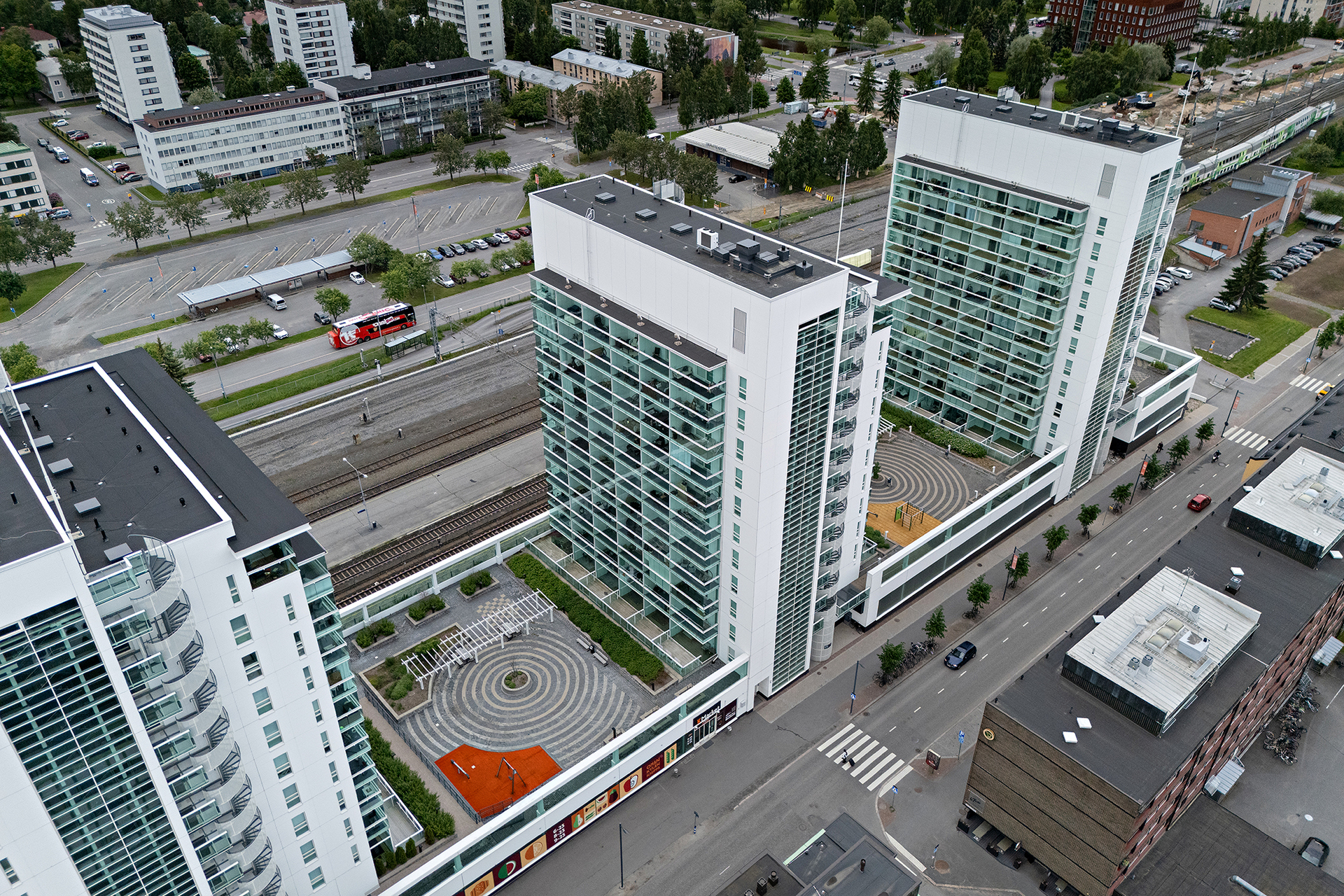 Rautatienkatu 17, Keskusta, Oulu