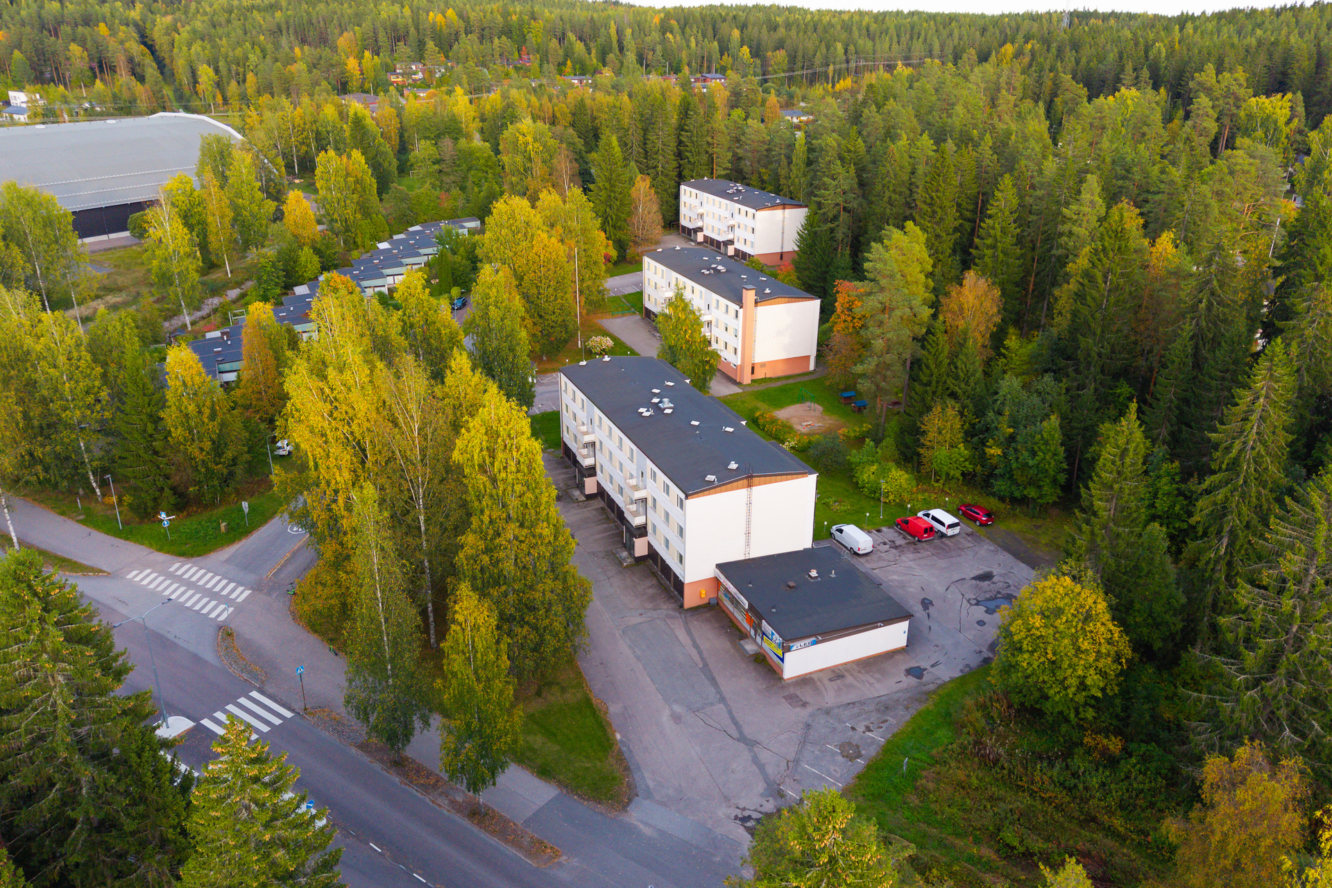 Huhtasuonkatu 2-4, Kangasvuori, Jyväskylä