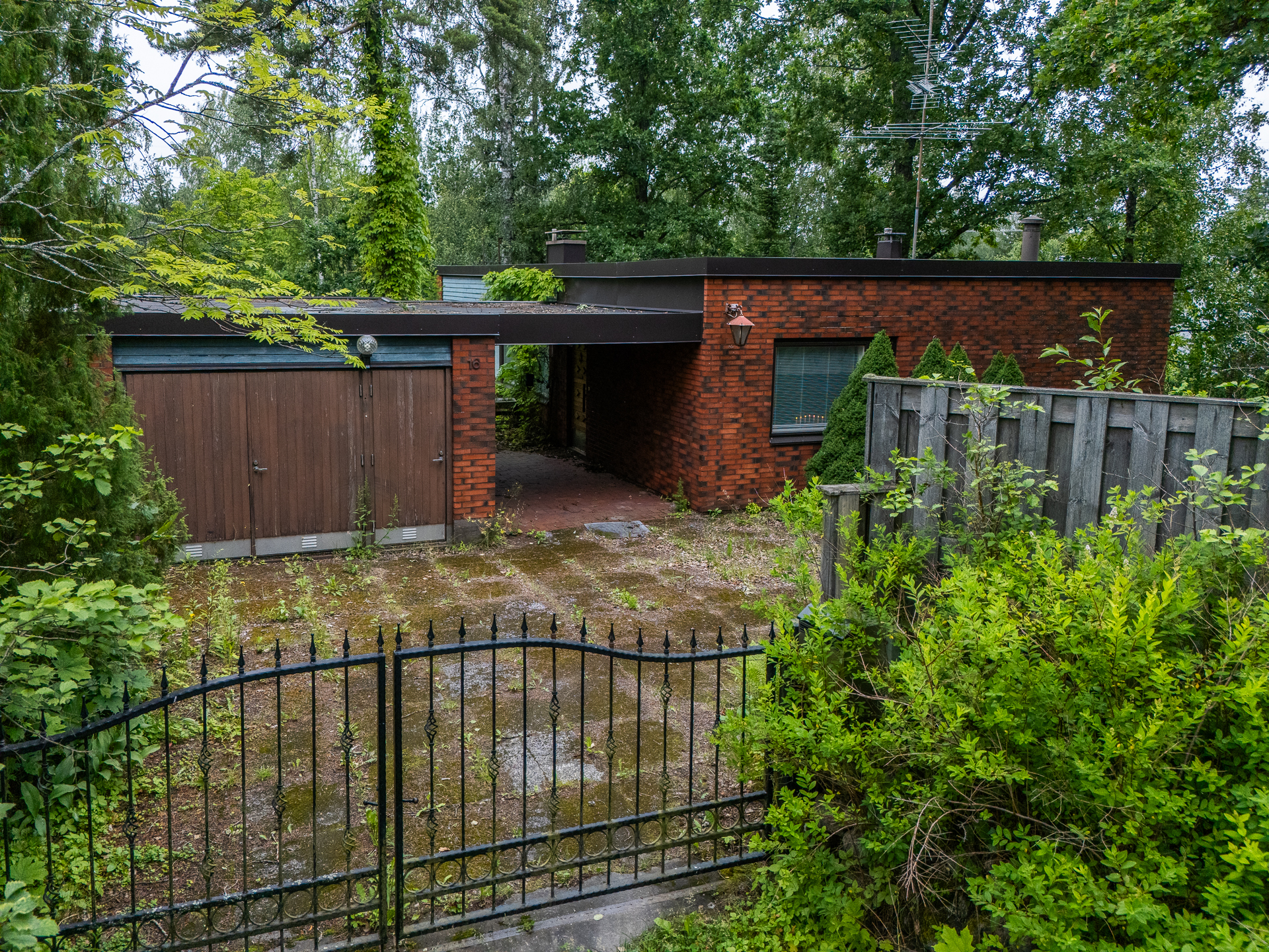 Tapiontie 16, Laaksolahti, Espoo