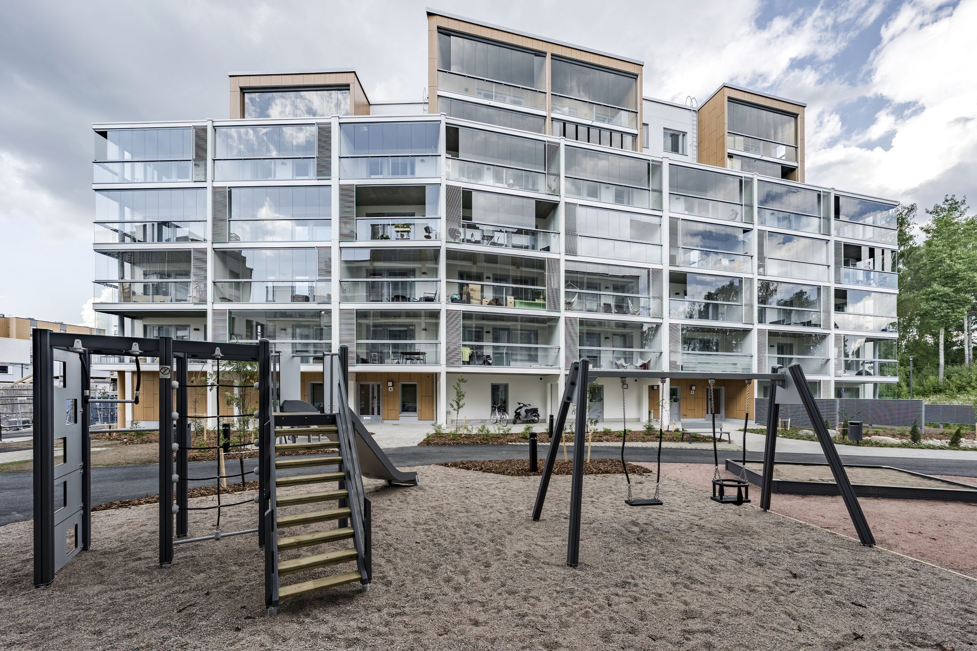 Jousenpuistonkatu 15, Tapiola, Espoo
