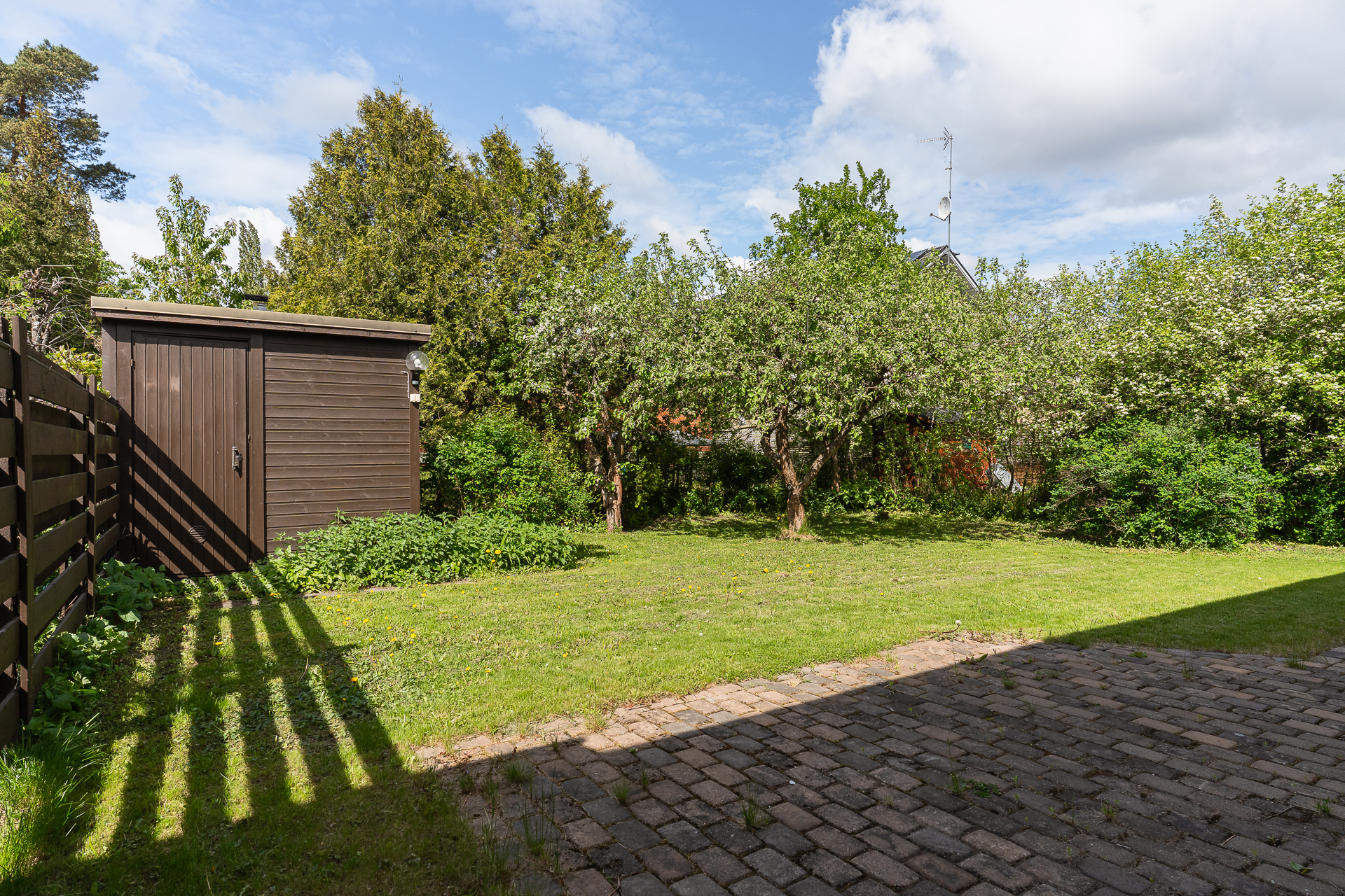 Iivarintie 7, Puistola, Helsinki