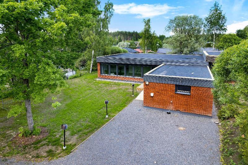 Marjakalliontie 5, Nurmijärvi