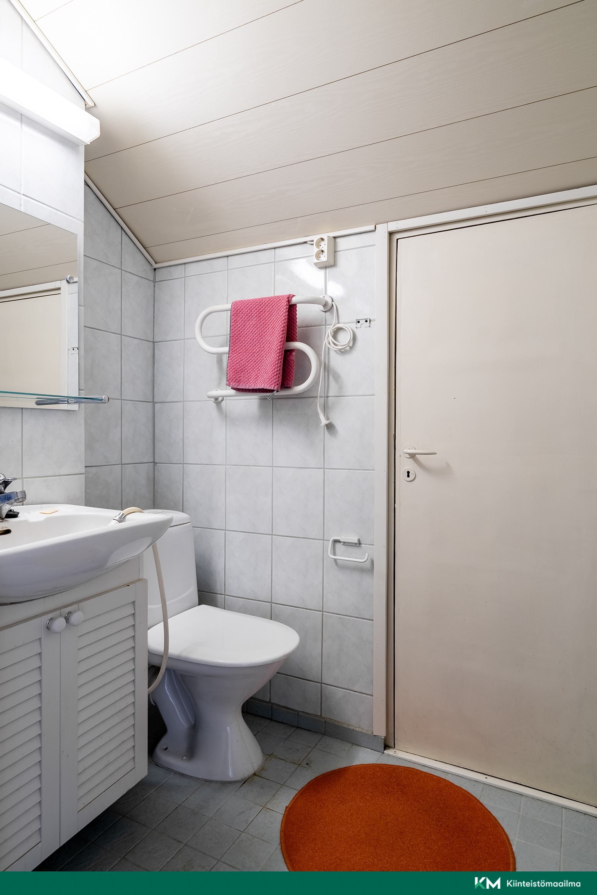 as.2 yläkerran wc