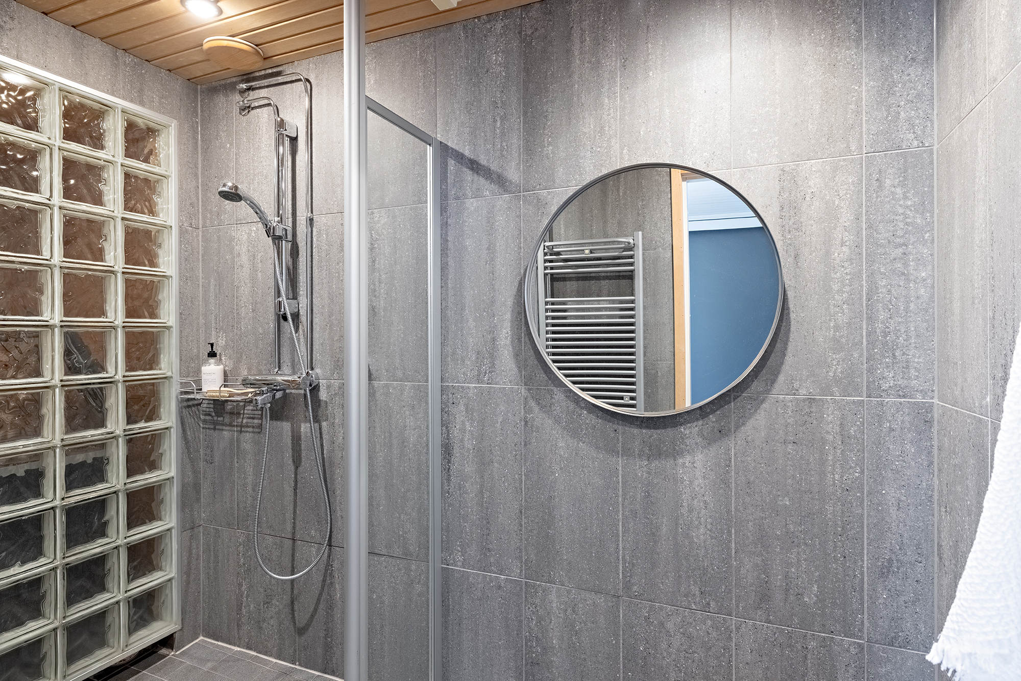 Ahmalantie 4, Mäntylä, Oulu