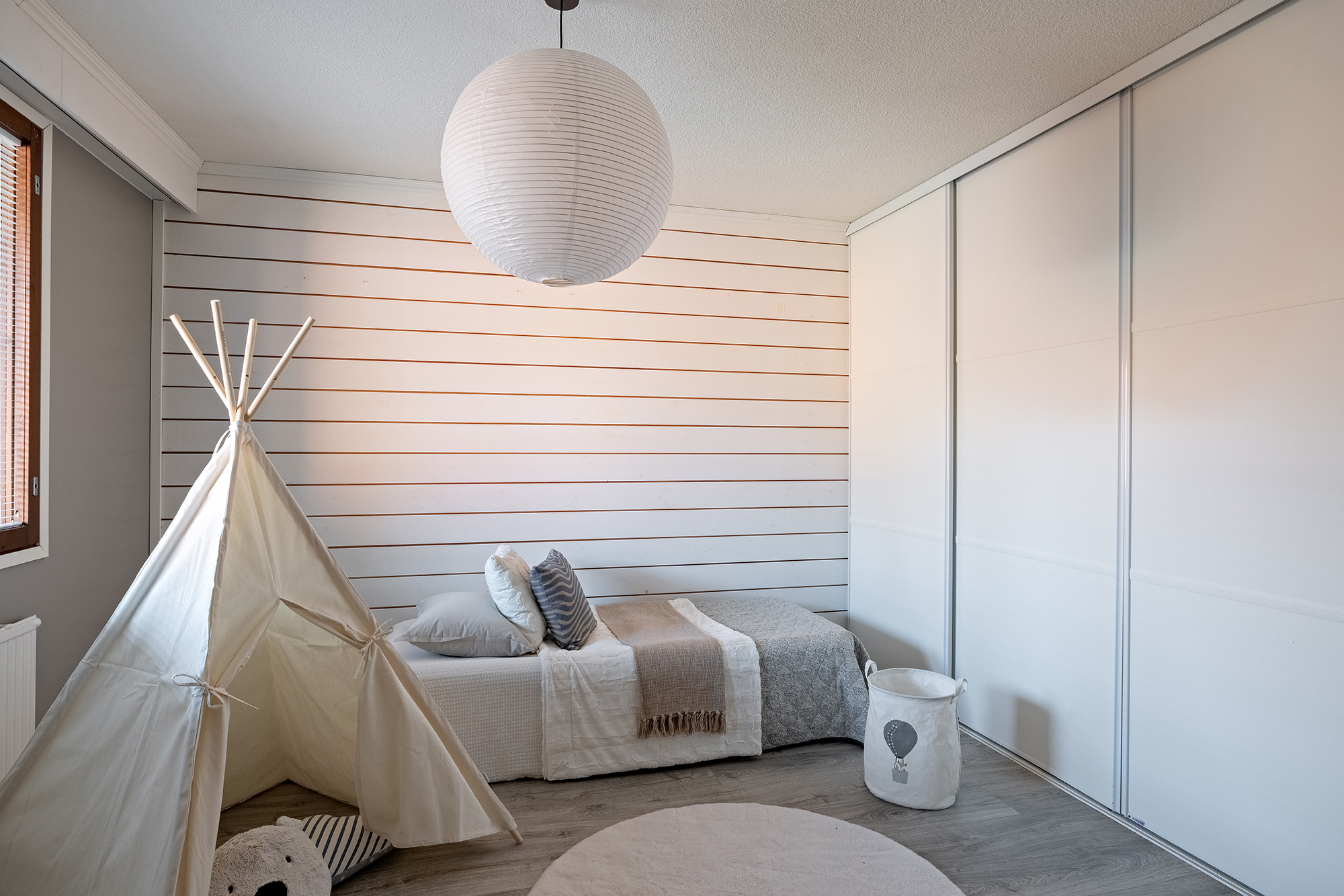 Ahmalantie 4, Mäntylä, Oulu