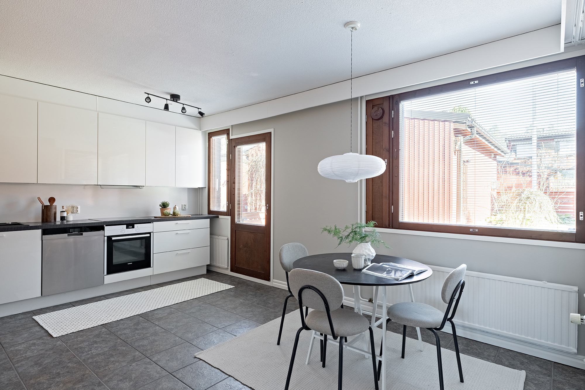 Ahmalantie 4, Mäntylä, Oulu