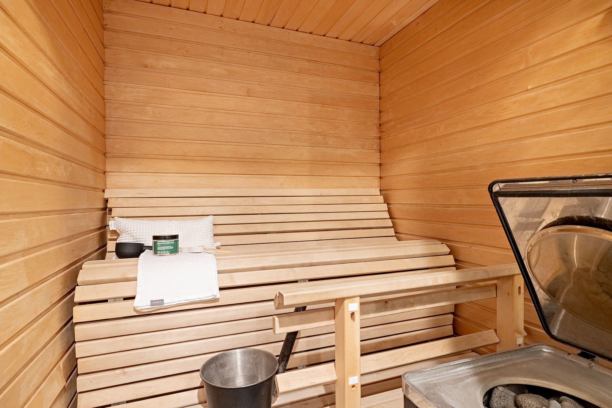 Ahmalantie 4, Mäntylä, Oulu