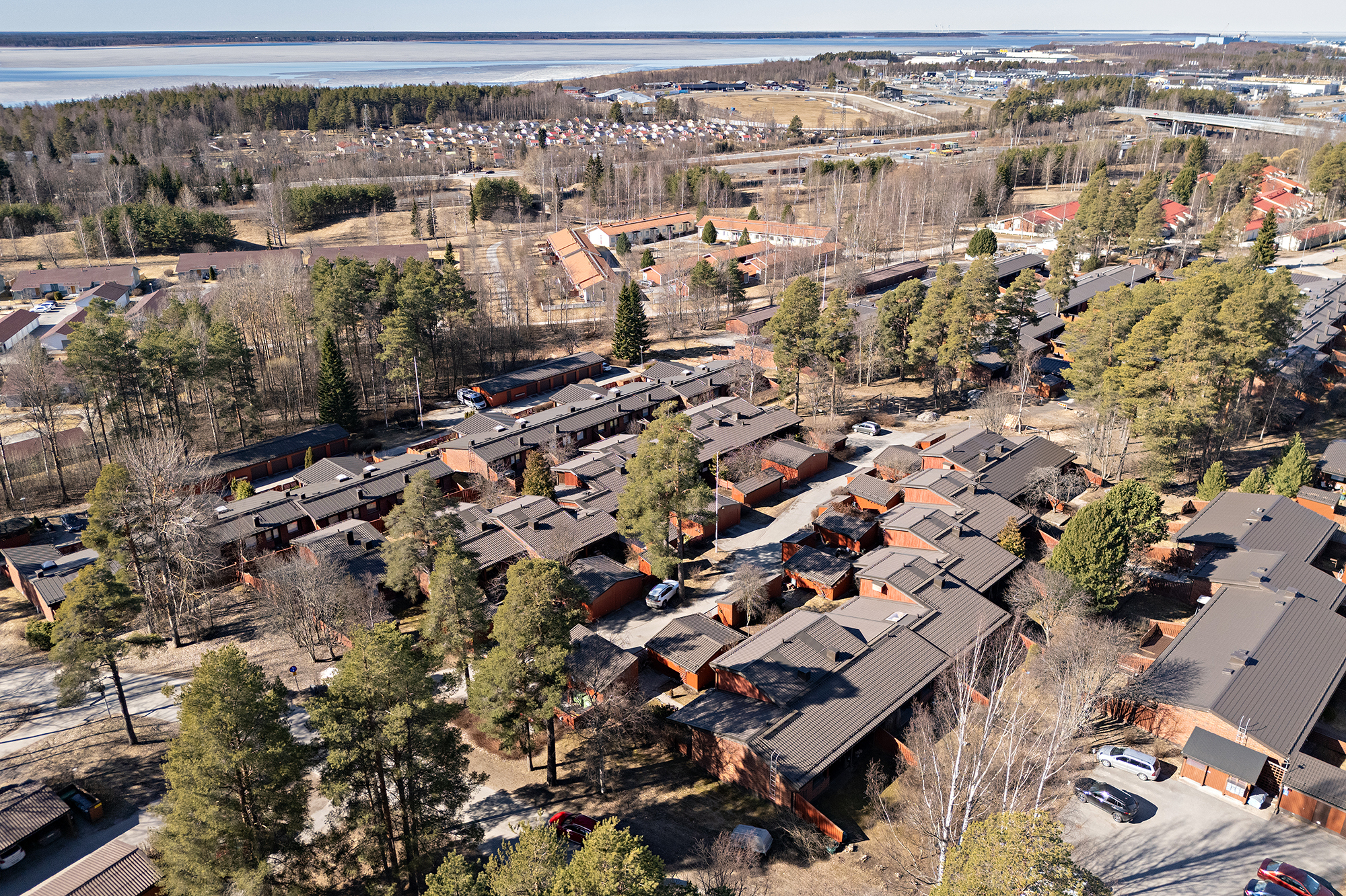 Ahmalantie 4, Mäntylä, Oulu