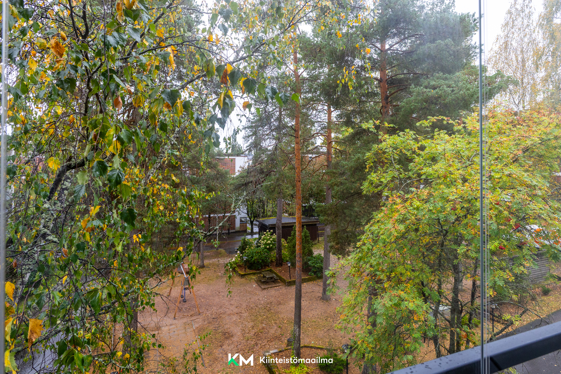 Maisema parvekkeelta