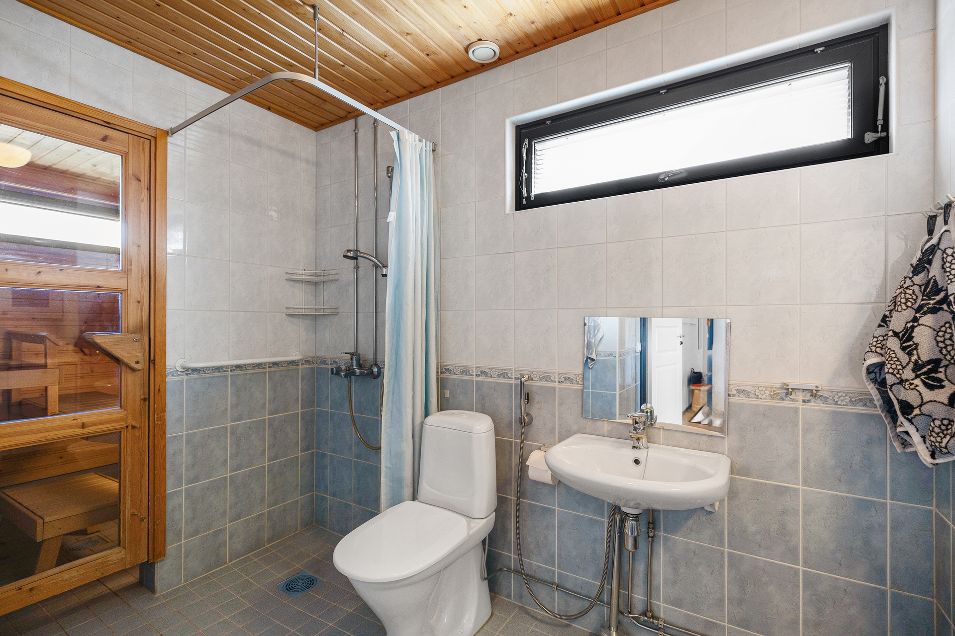 Orvokkikuja 6, Tikkurila, Vantaa