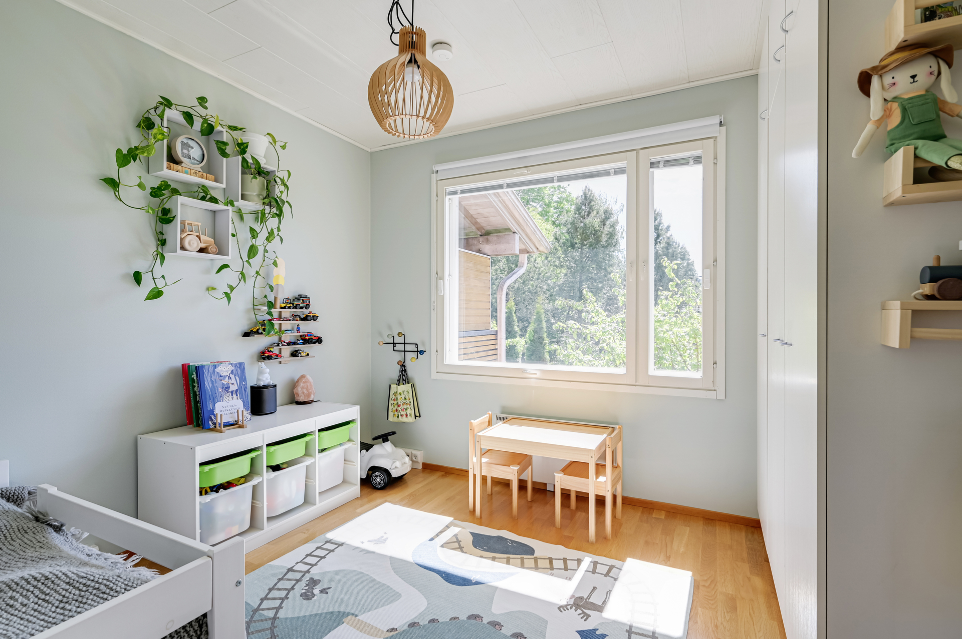 Päiväperhontie 4, Puistola, Helsinki