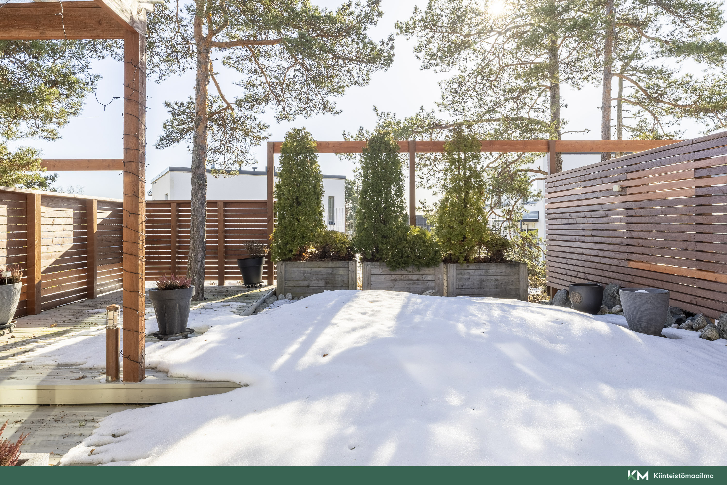 Saarenmaankatu 4, Vuosaari, Helsinki