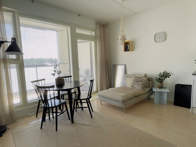 Rubiinikehä 3b, Kivistö, Vantaa