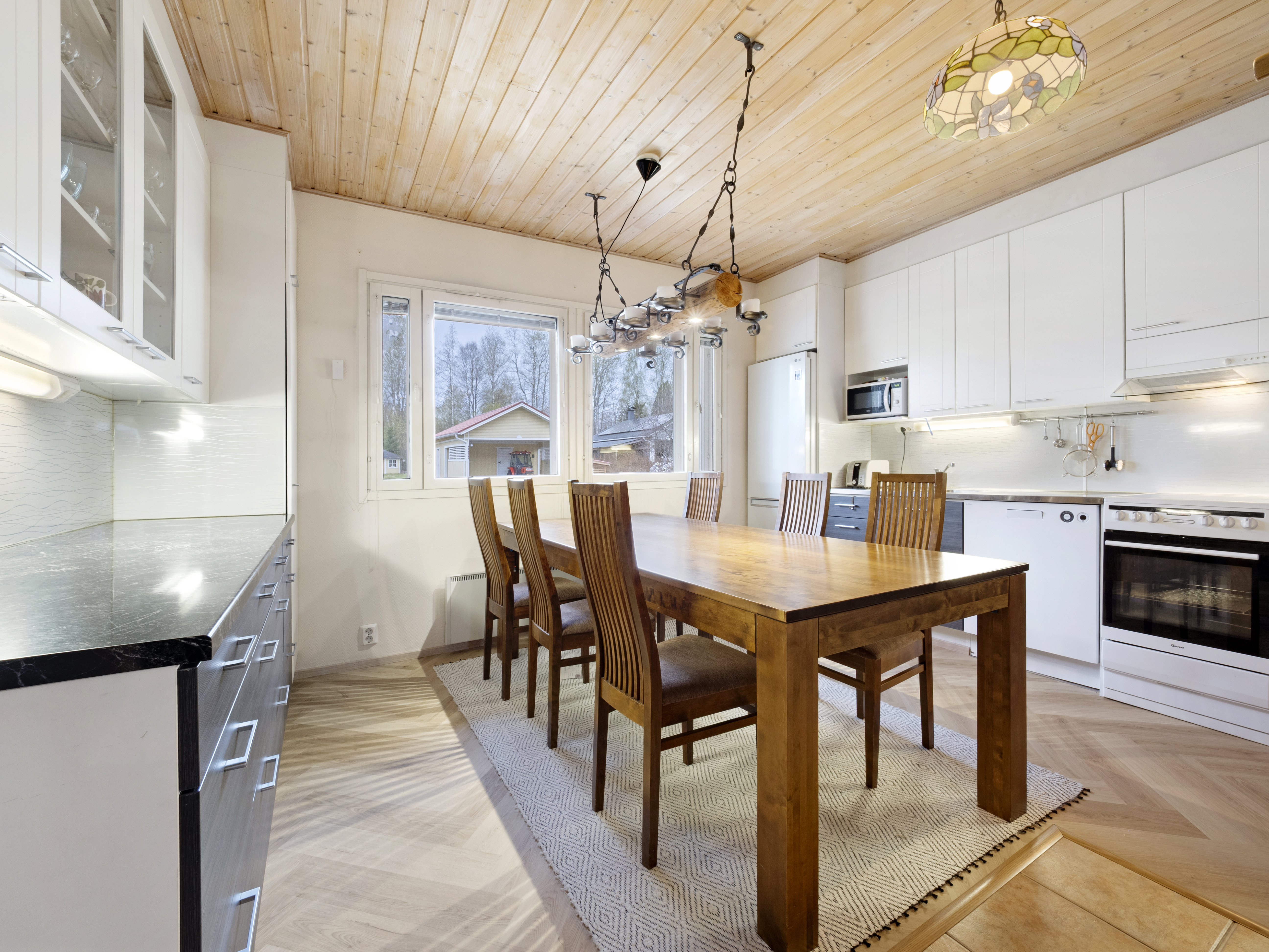 Ahvalontie 8, Joensuu