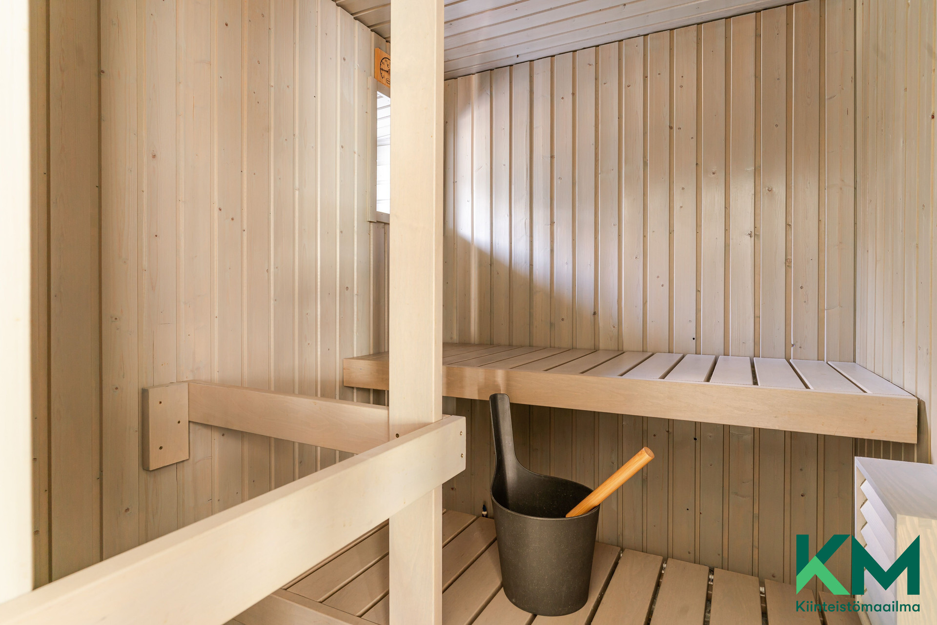 Puustellinpolku 16, Malminkartano, Helsinki