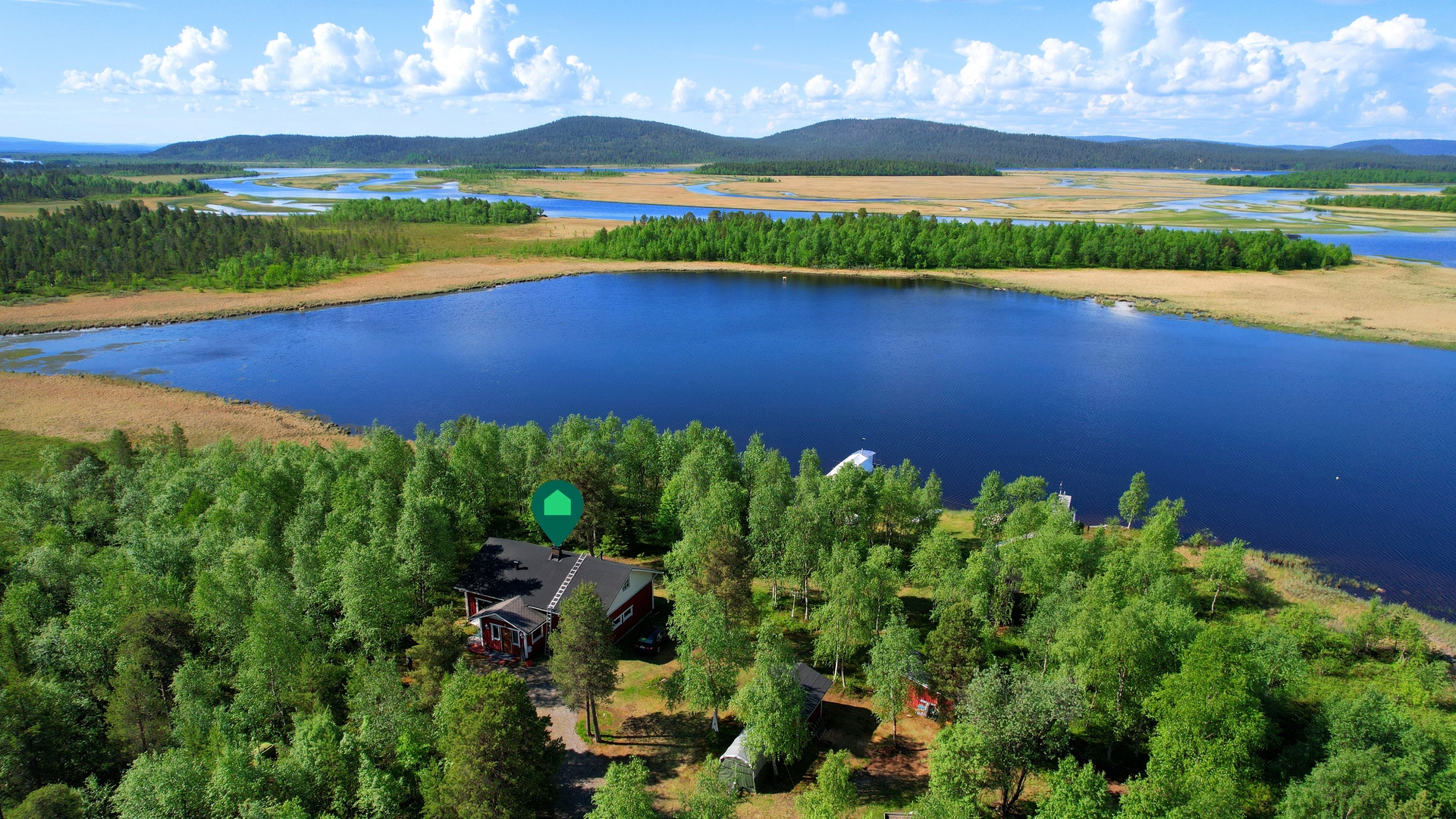 Inarijärven Joensuuselän rannalla