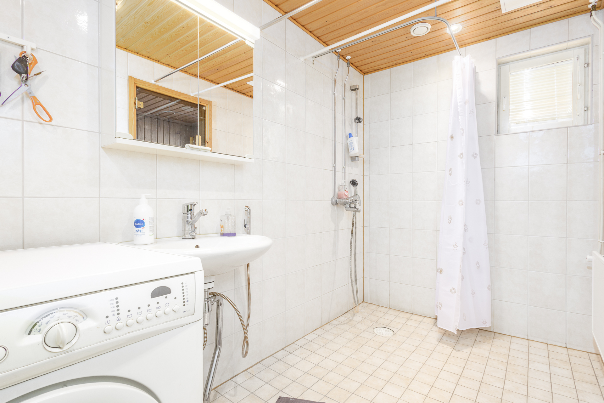 Hangontie 51, Hyvinkää