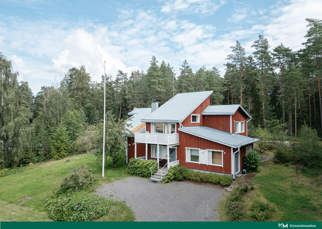 julkisivua