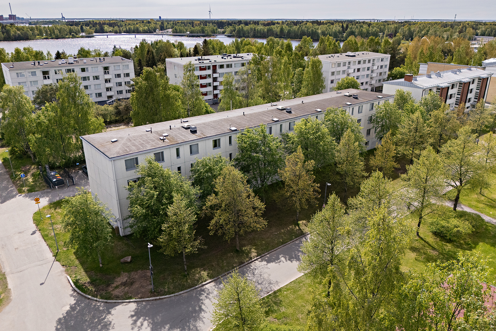 Valtatie 6-8, Tuira, Oulu
