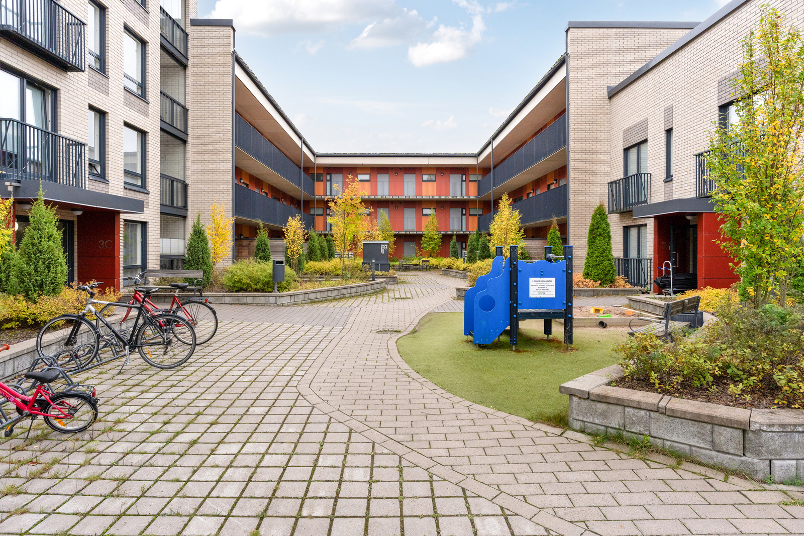 Asteritie 3, Pukinmäki, Helsinki