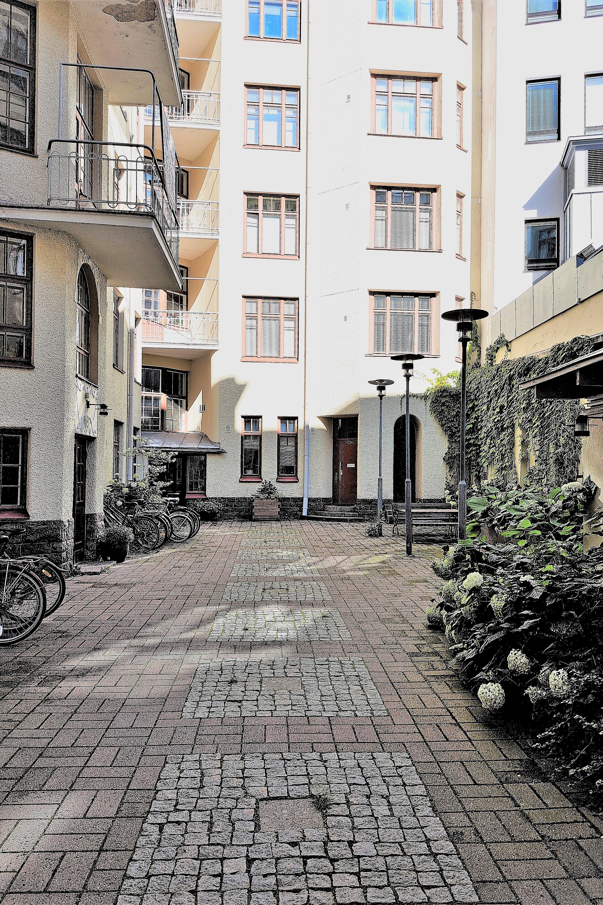 Ainonkatu 4, Etu-Töölö, Helsinki
