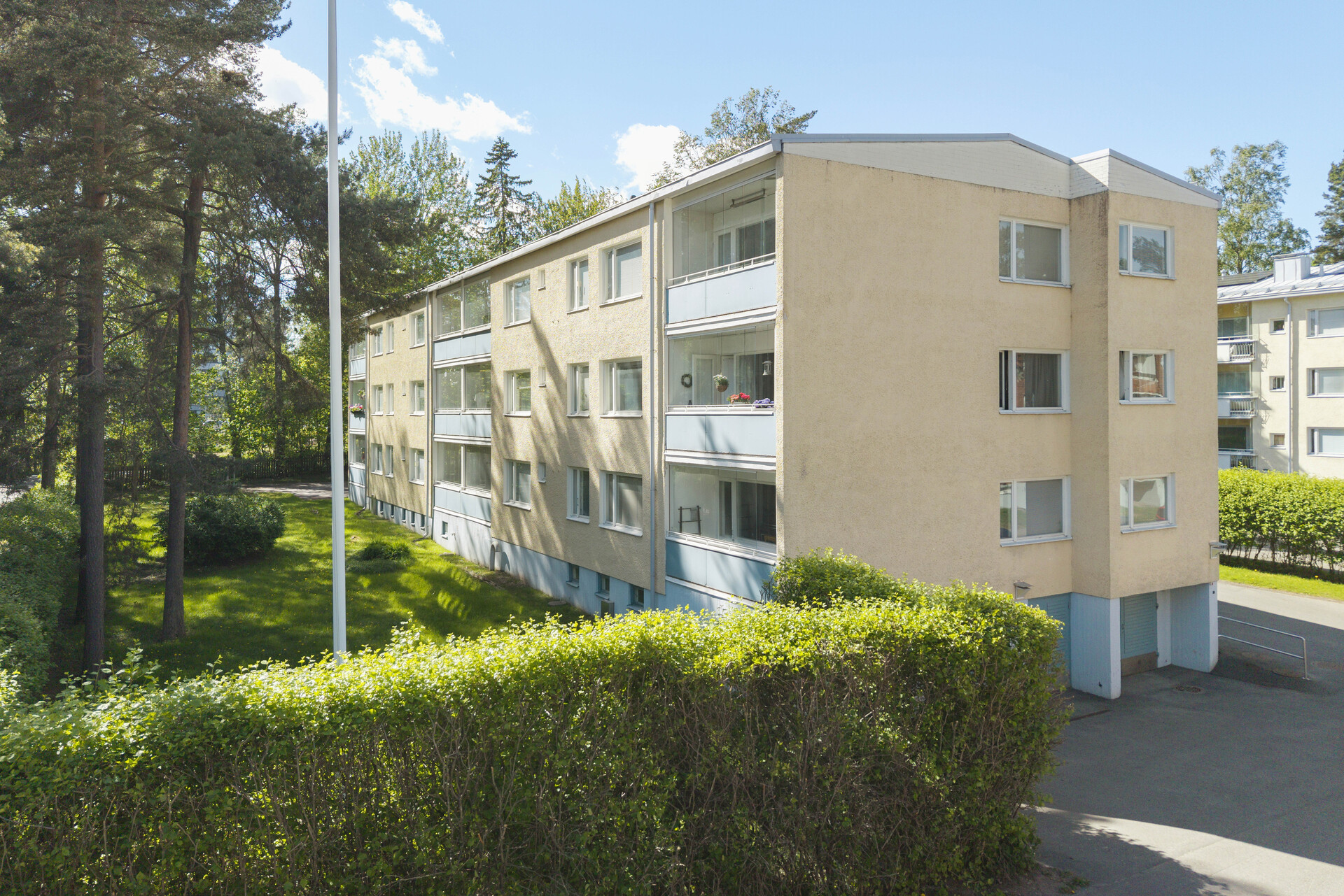 Pajupillintie 24, Helsinki