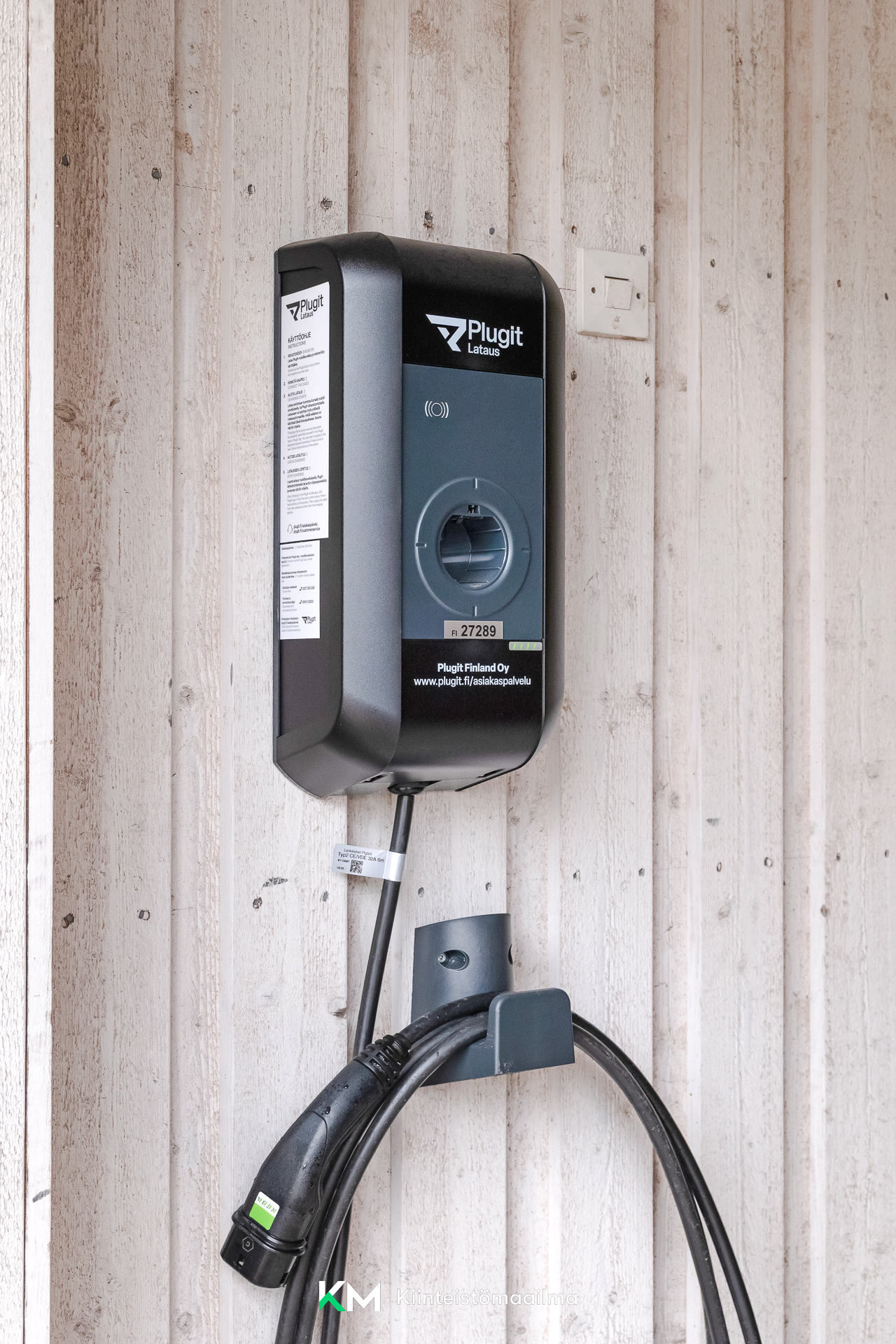 11 kWh latausasema