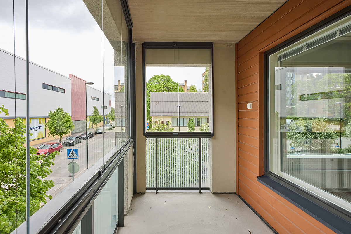 Karjalohjankatu 4, Lohja
