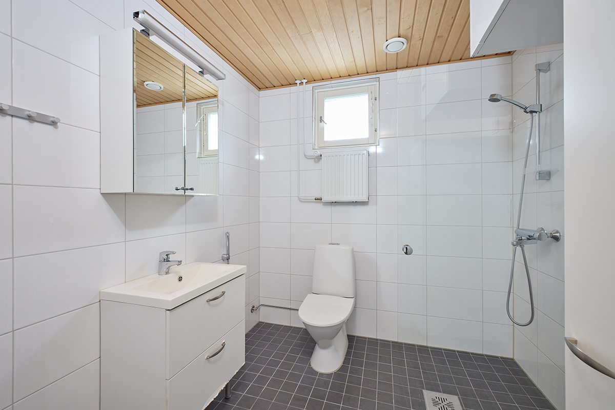 Karjalohjankatu 4, Lohja