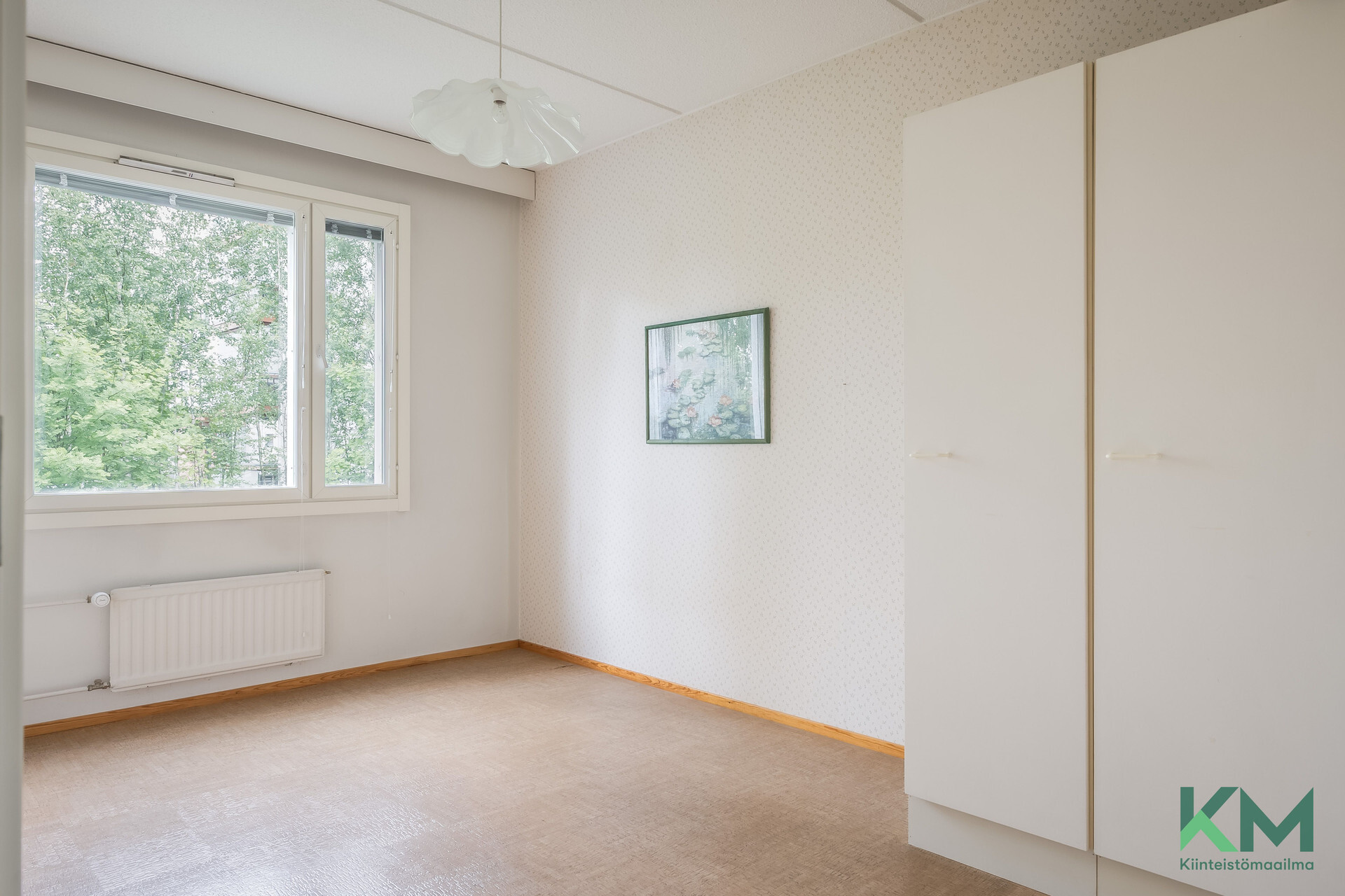 Keittiön puoleinen makuuhuone