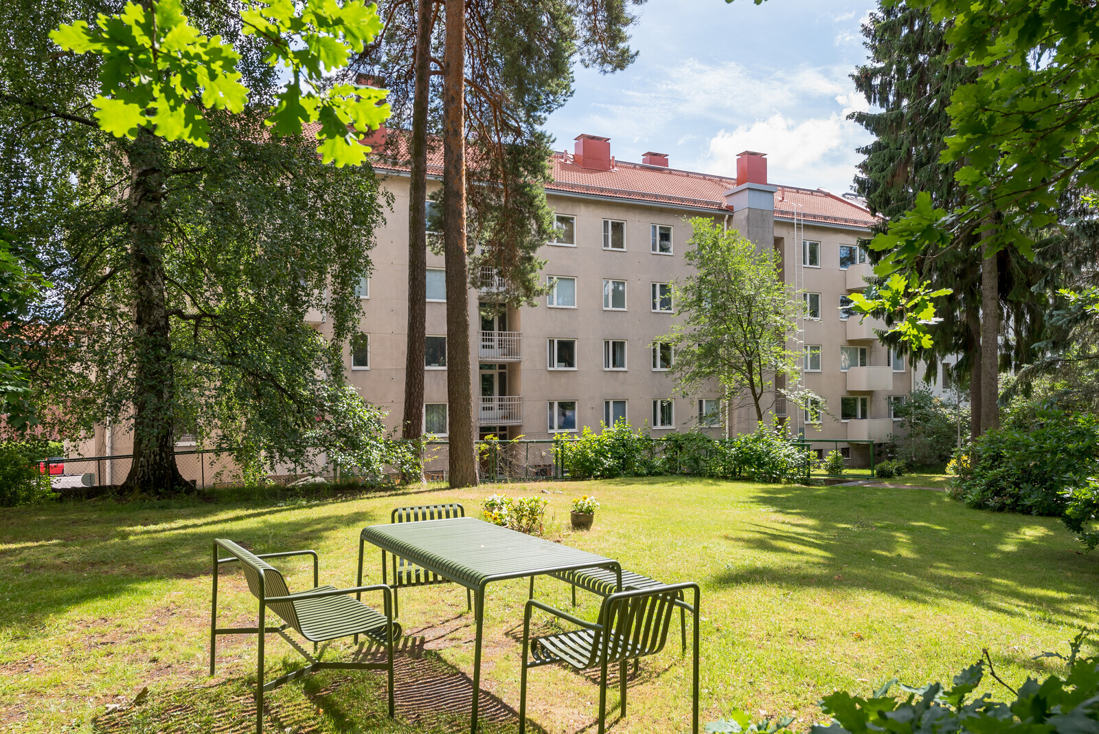 Laajalahdentie 28, Munkkiniemi, Helsinki