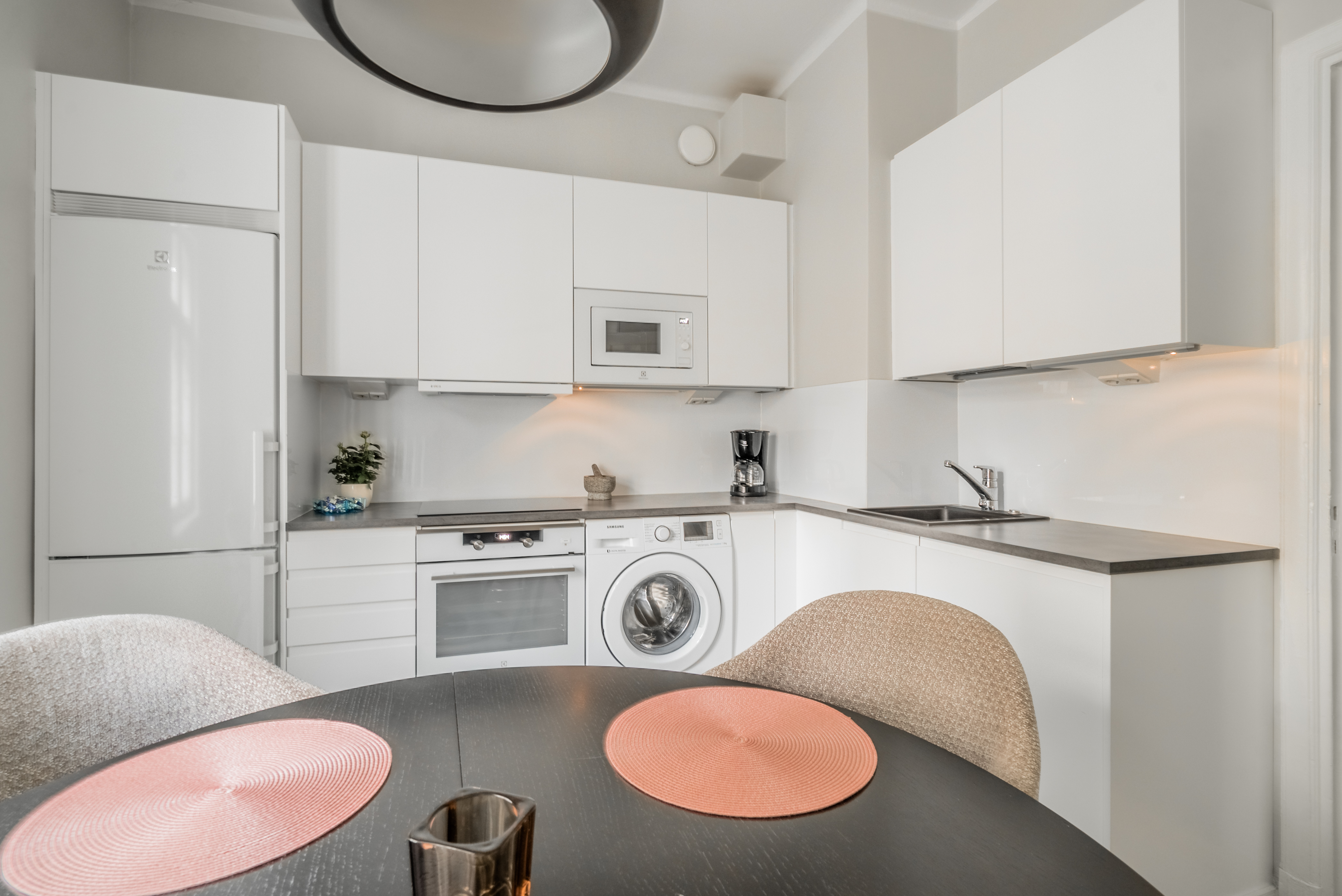 Merimiehenkatu 15, Punavuori, Helsinki