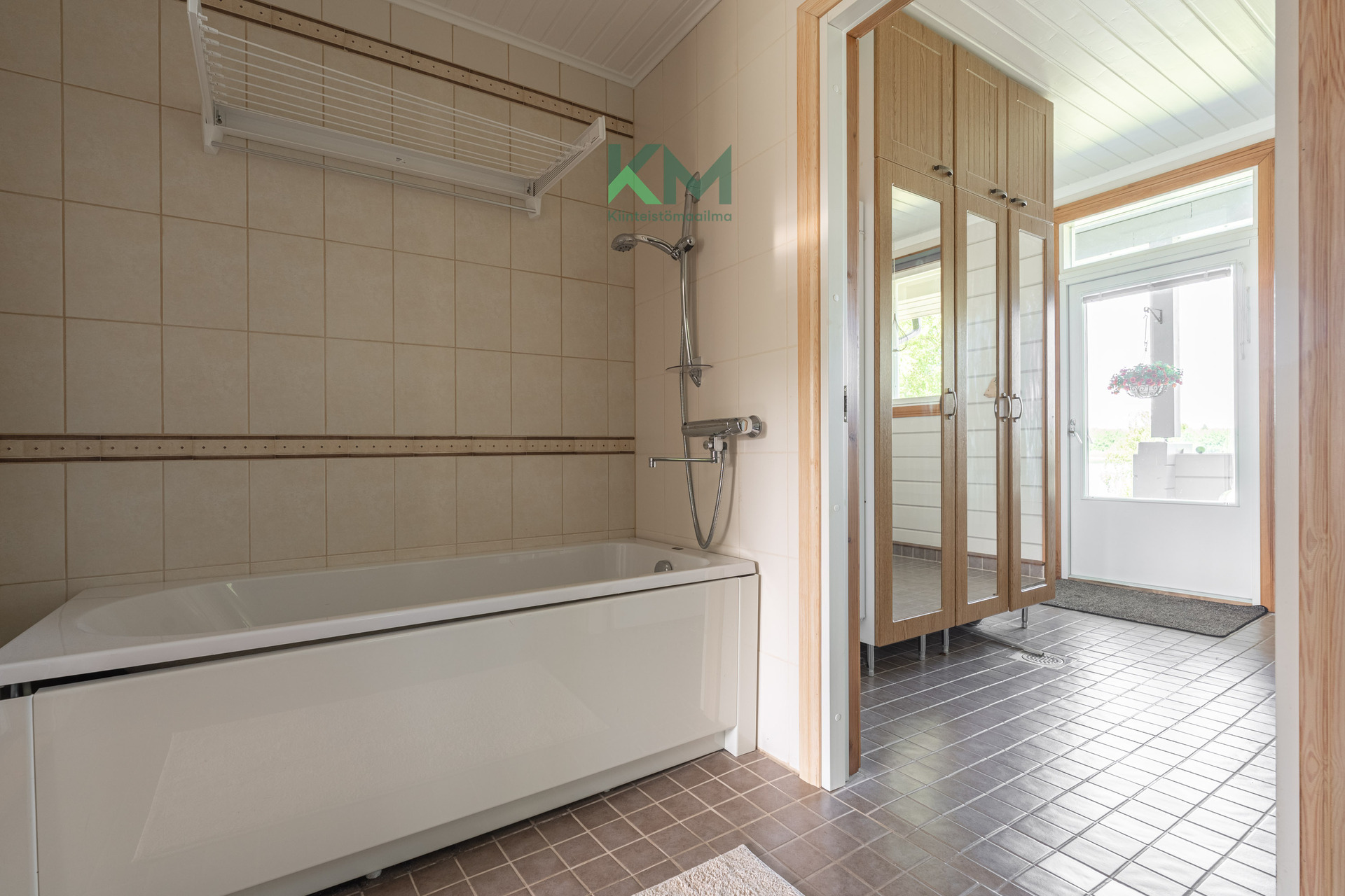 Peltopetäjä 5b, Riistavesi, Kuopio